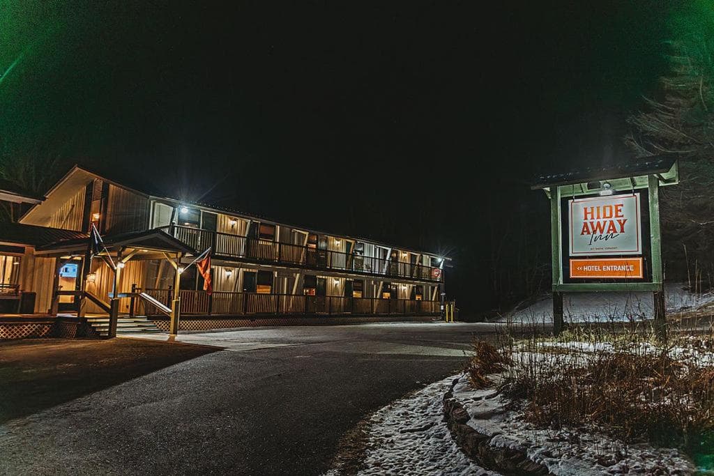 Hideaway Inn Mt Snow gallery photo in Dover — image 74