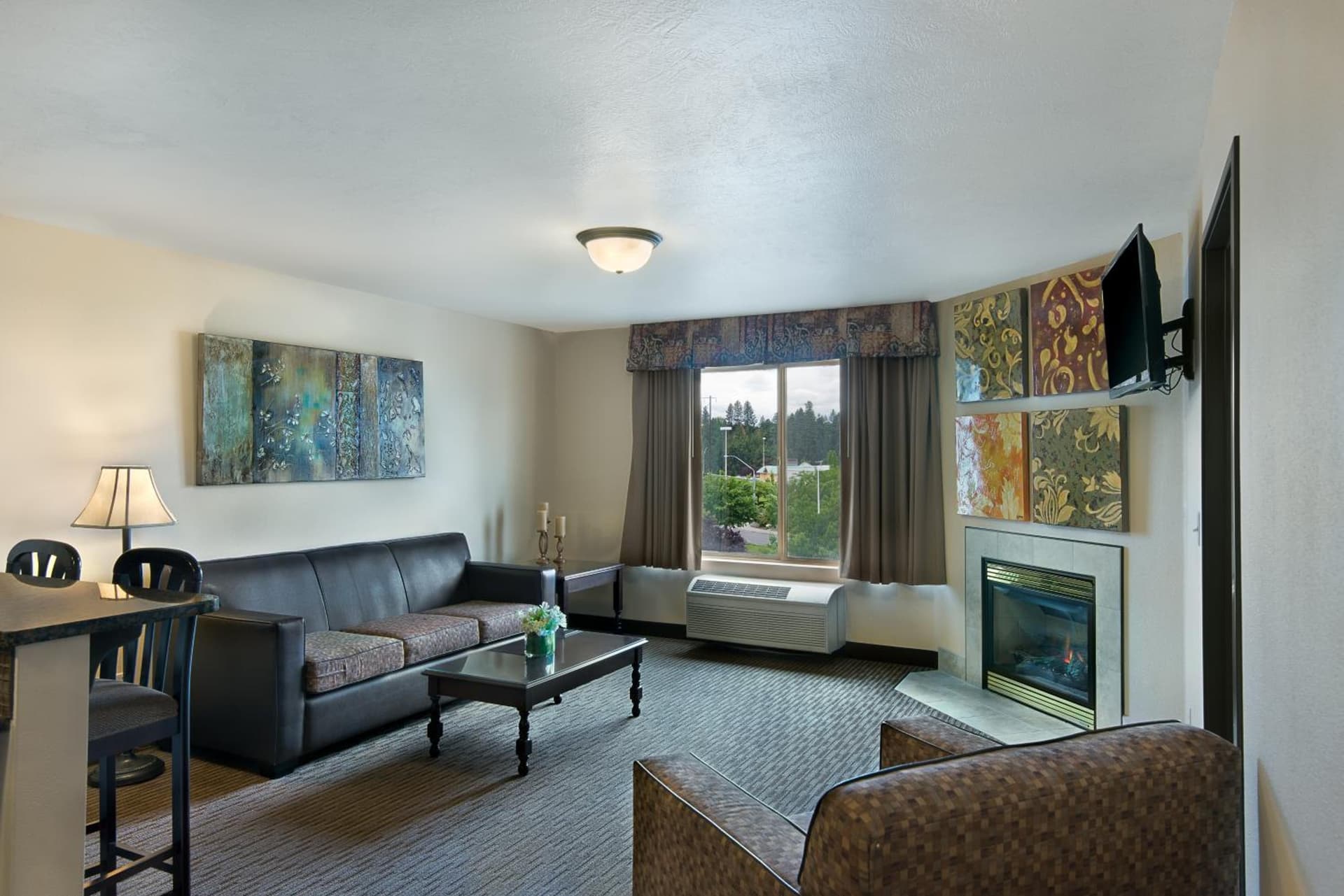 Oxford Suites Spokane Valley gallery photo in Spokane Valley, WA — image 38