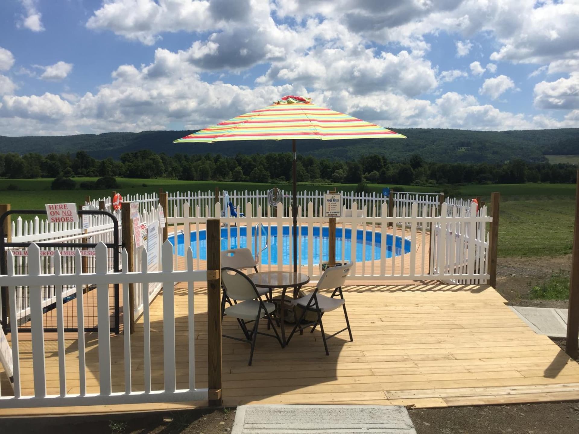 Apple Inn and Suites Cooperstown Area interior in Milford, NY — gallery photo 2