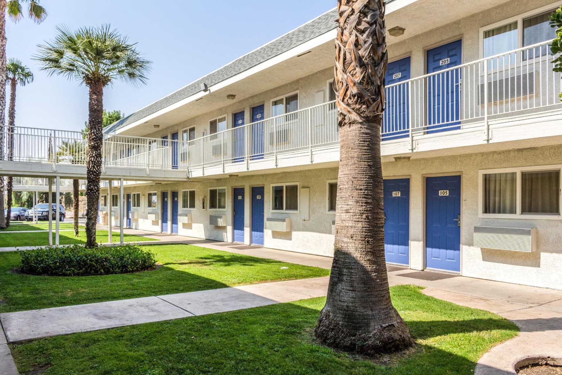 Motel 6-Bakersfield, CA - East gallery photo in Bakersfield, CA — image 47