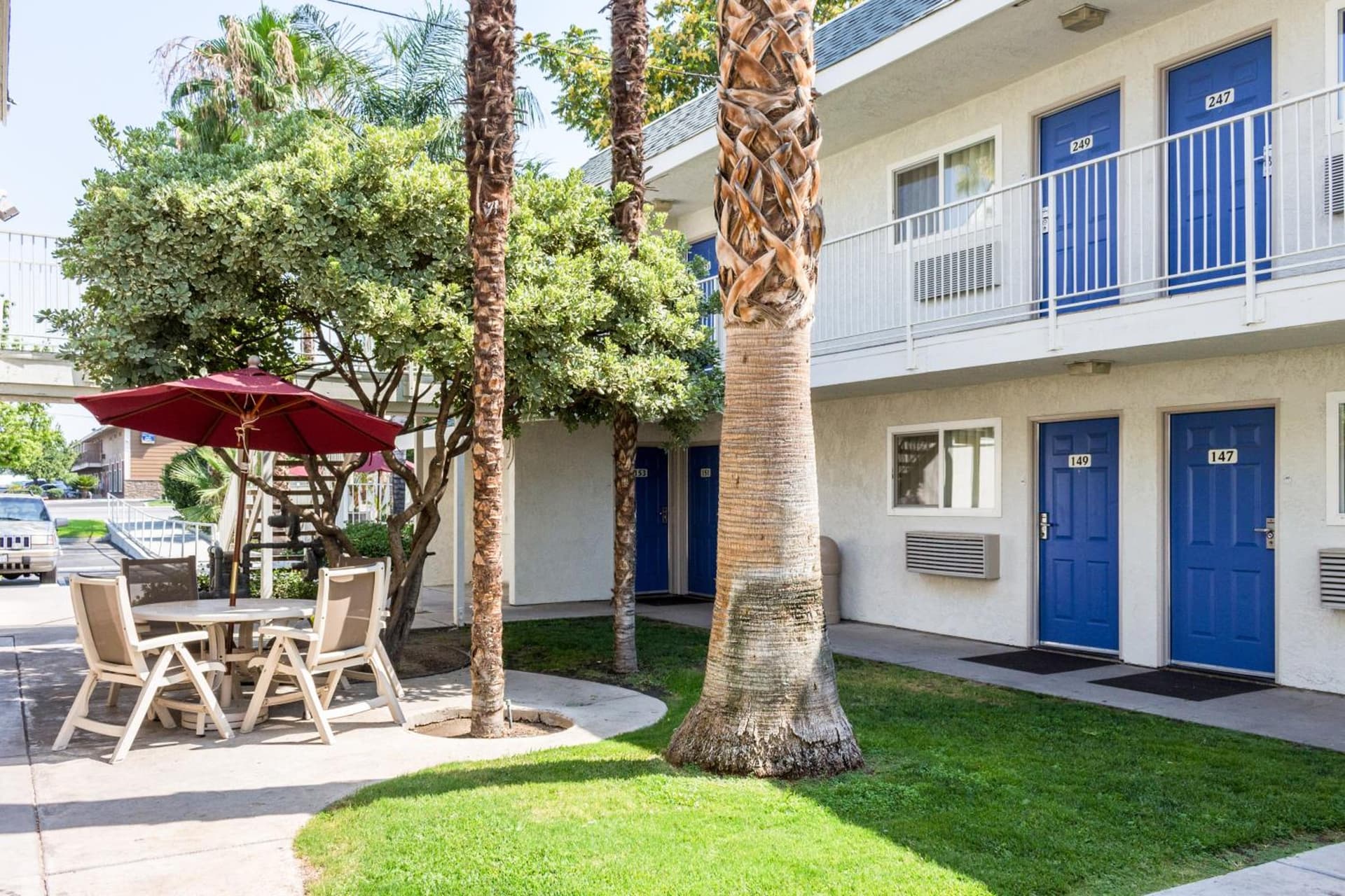 Motel 6-Bakersfield, CA - East gallery photo in Bakersfield, CA — image 17