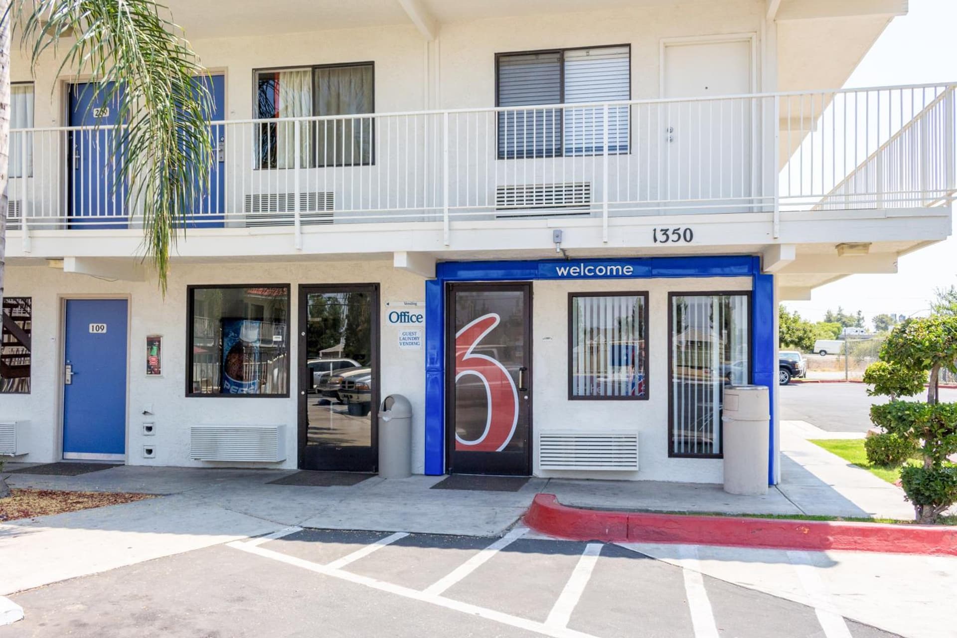 Motel 6 Bakersfield, CA - Convention Center gallery photo in Bakersfield, CA — image 37