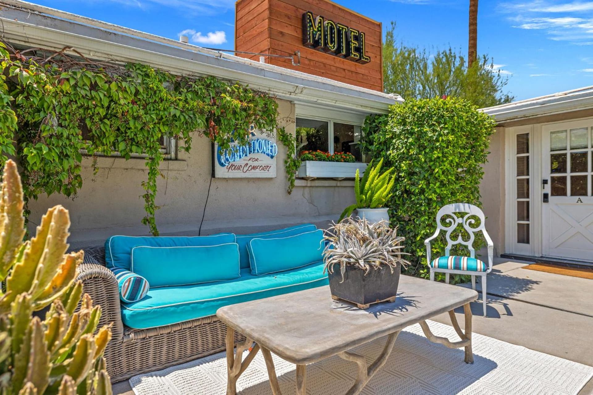 Speakeasy Hotel property views in Palm Springs, CA — gallery photo 3
