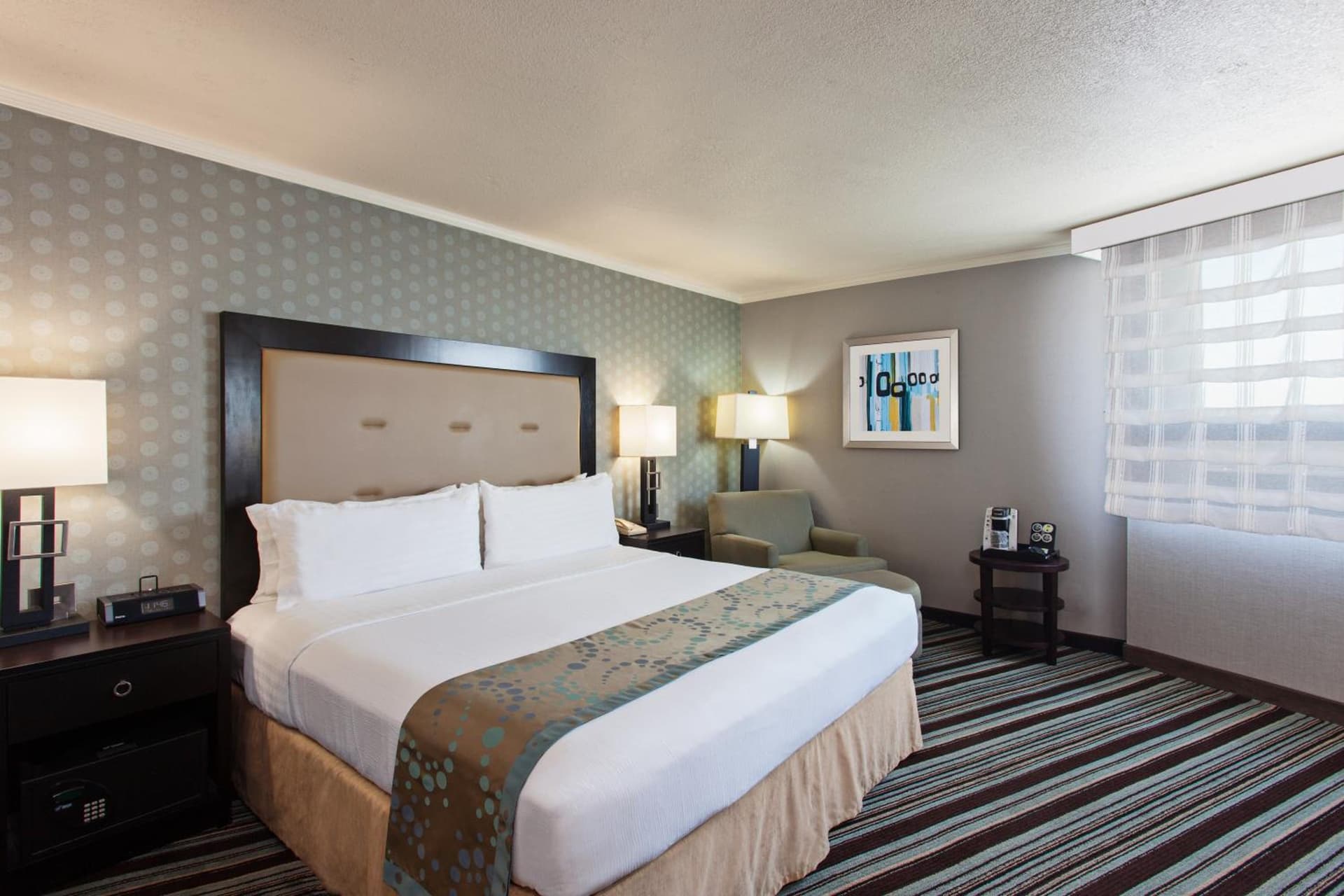 Holiday Inn Long Beach - Airport by IHG gallery photo in Long Beach, CA — image 11