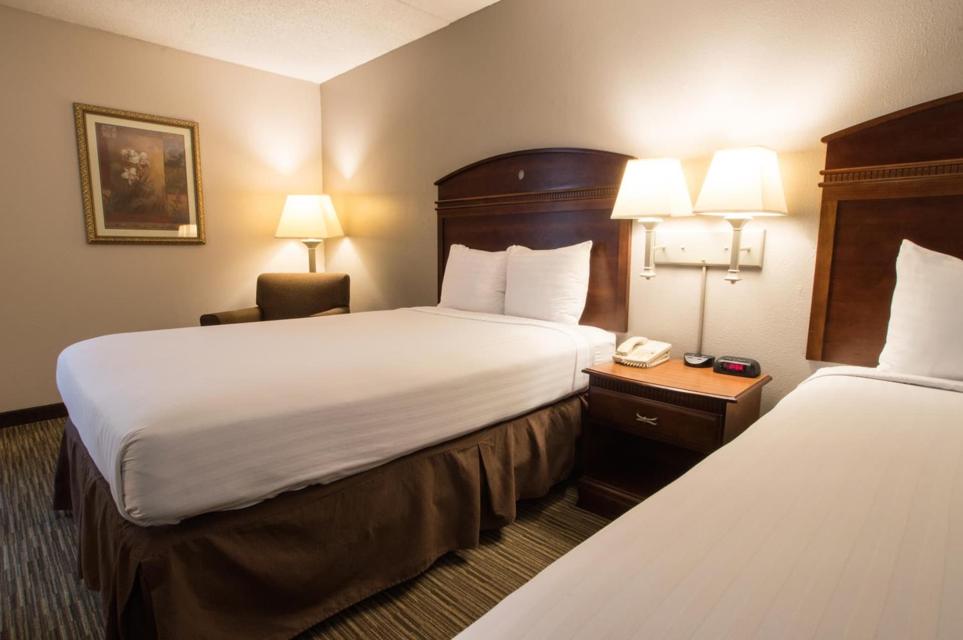 Greenstay Hotel & Suites Central gallery photo in Springfield, MO — image 43