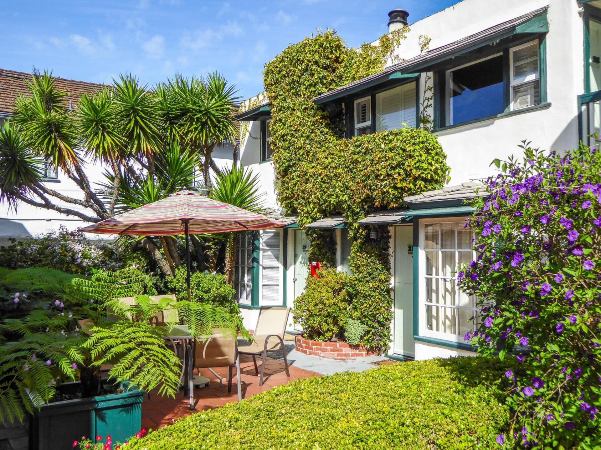 Carmel Fireplace Inn property views in Carmel, CA — gallery photo 3