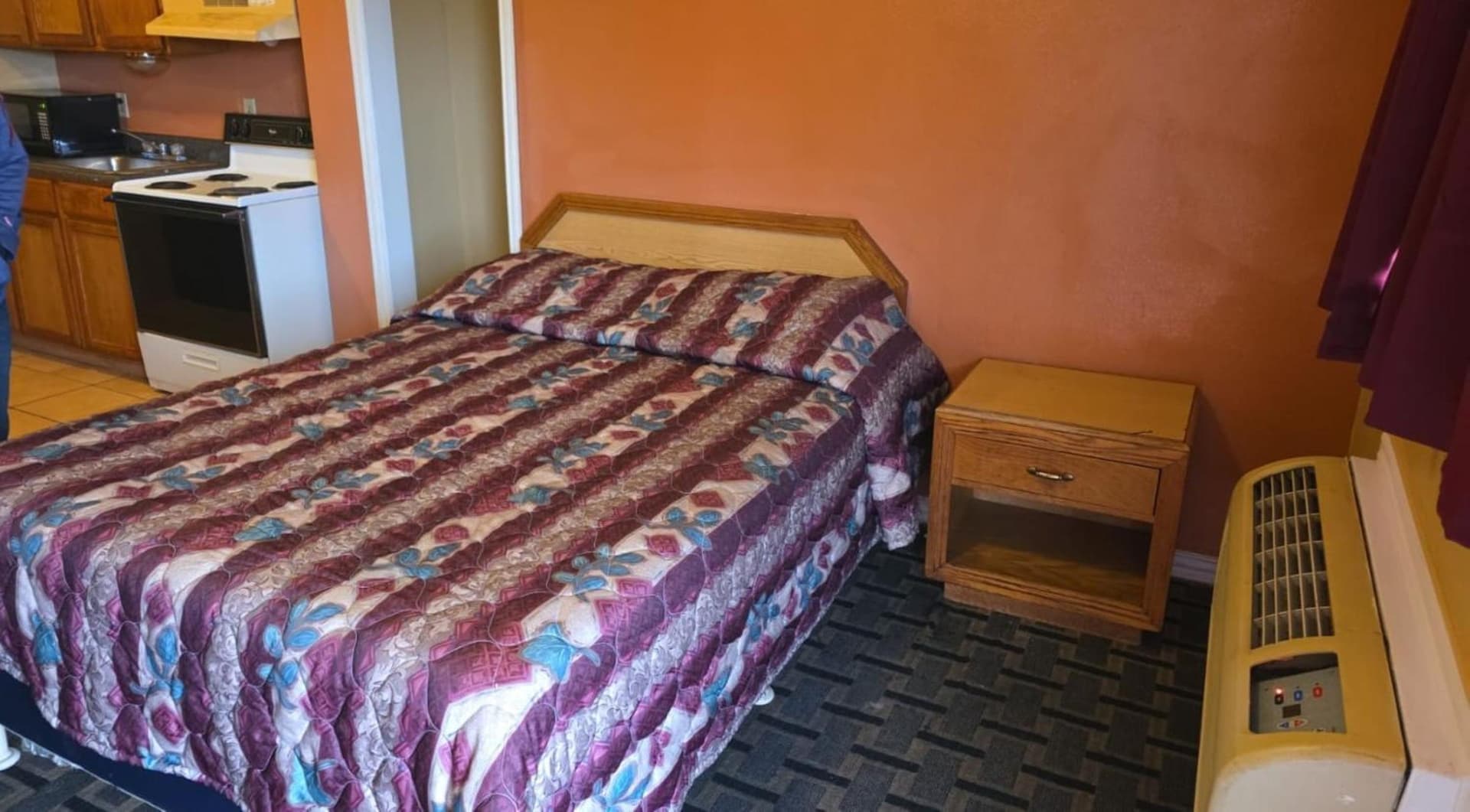 Relax Motel Grand Prairie Dallas I 30 property views in Grand Prairie, TX — gallery photo 3