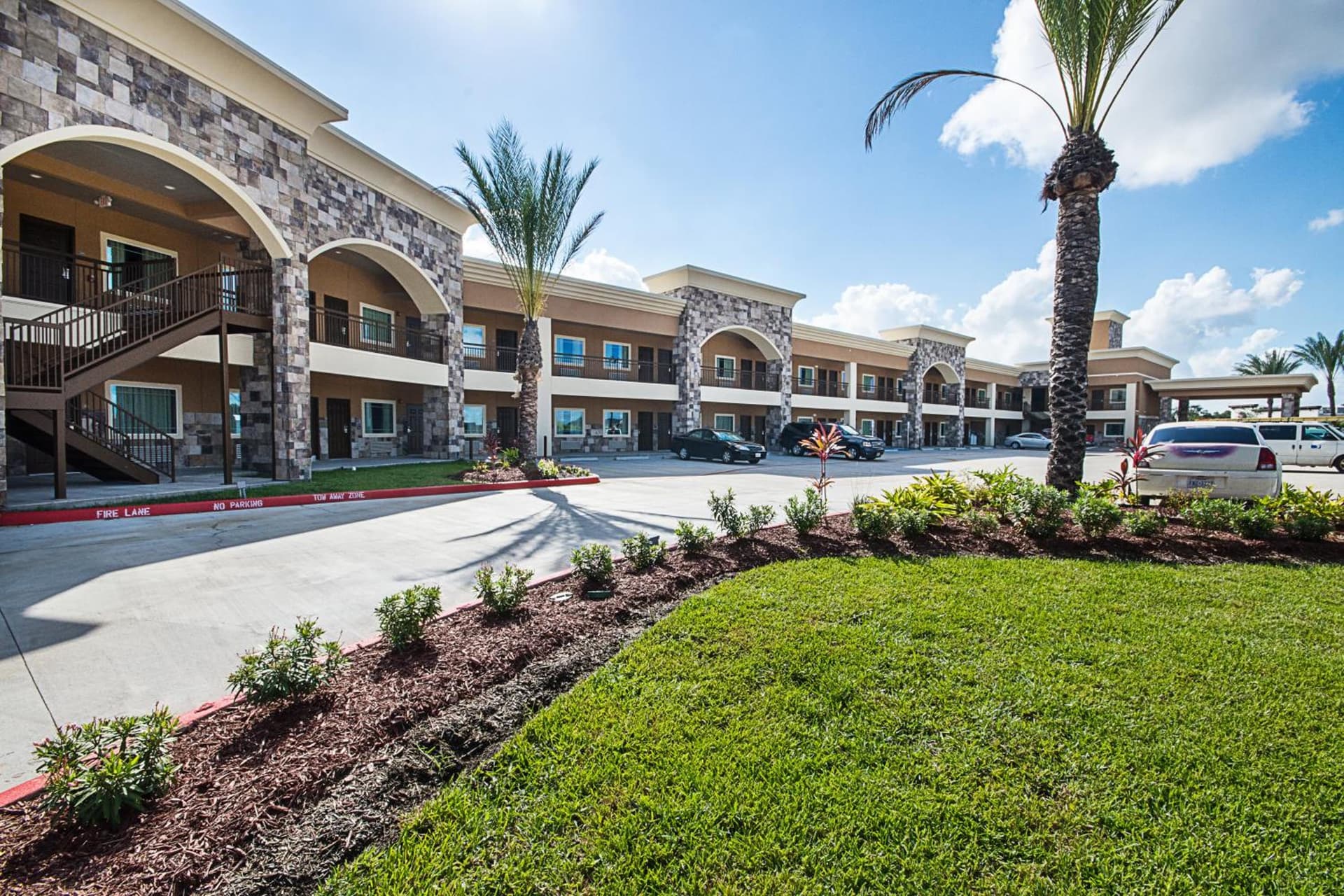 Econo Lodge Inn & Suites Houston NW-Cy-Fair featured exterior or lobby in Houston, TX — similar hotel
