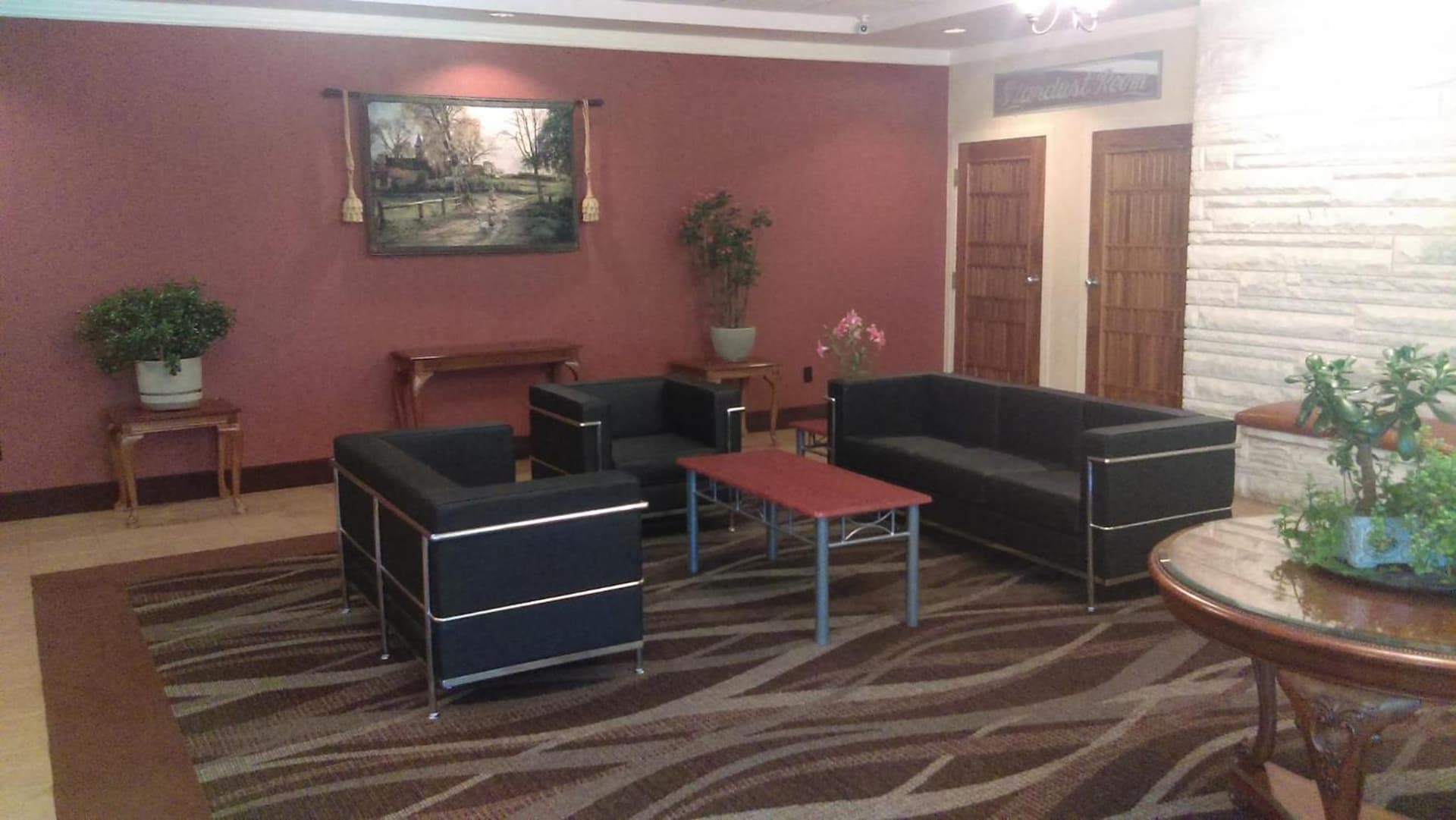 Days Inn by Wyndham Liberty gallery photo in Ferndale — image 8