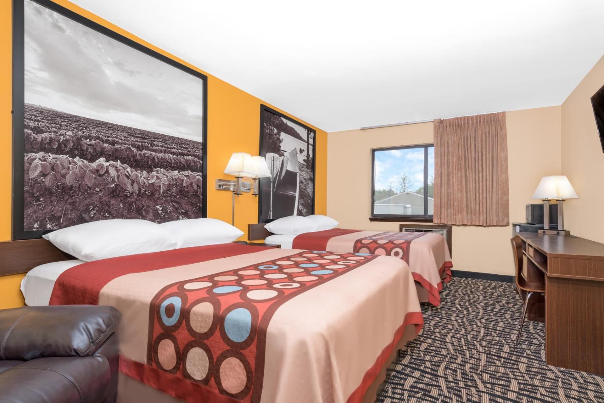 Super 8 by Wyndham Rochester Mayo Clinic Area gallery photo in Rochester, MN — image 41