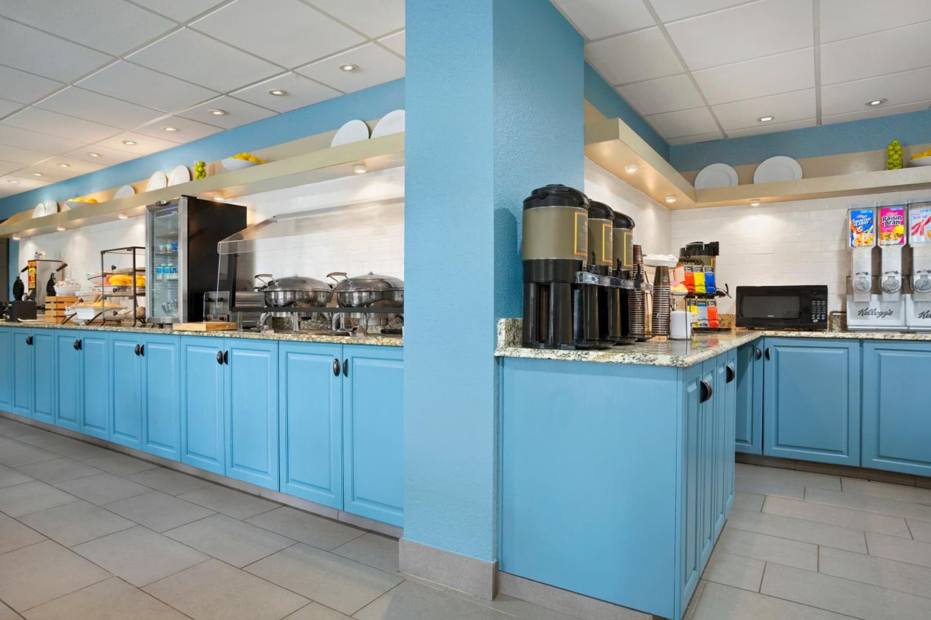 Country Inn & Suites by Radisson, Charlotte University Place, NC gallery photo in Charlotte, NC — image 5