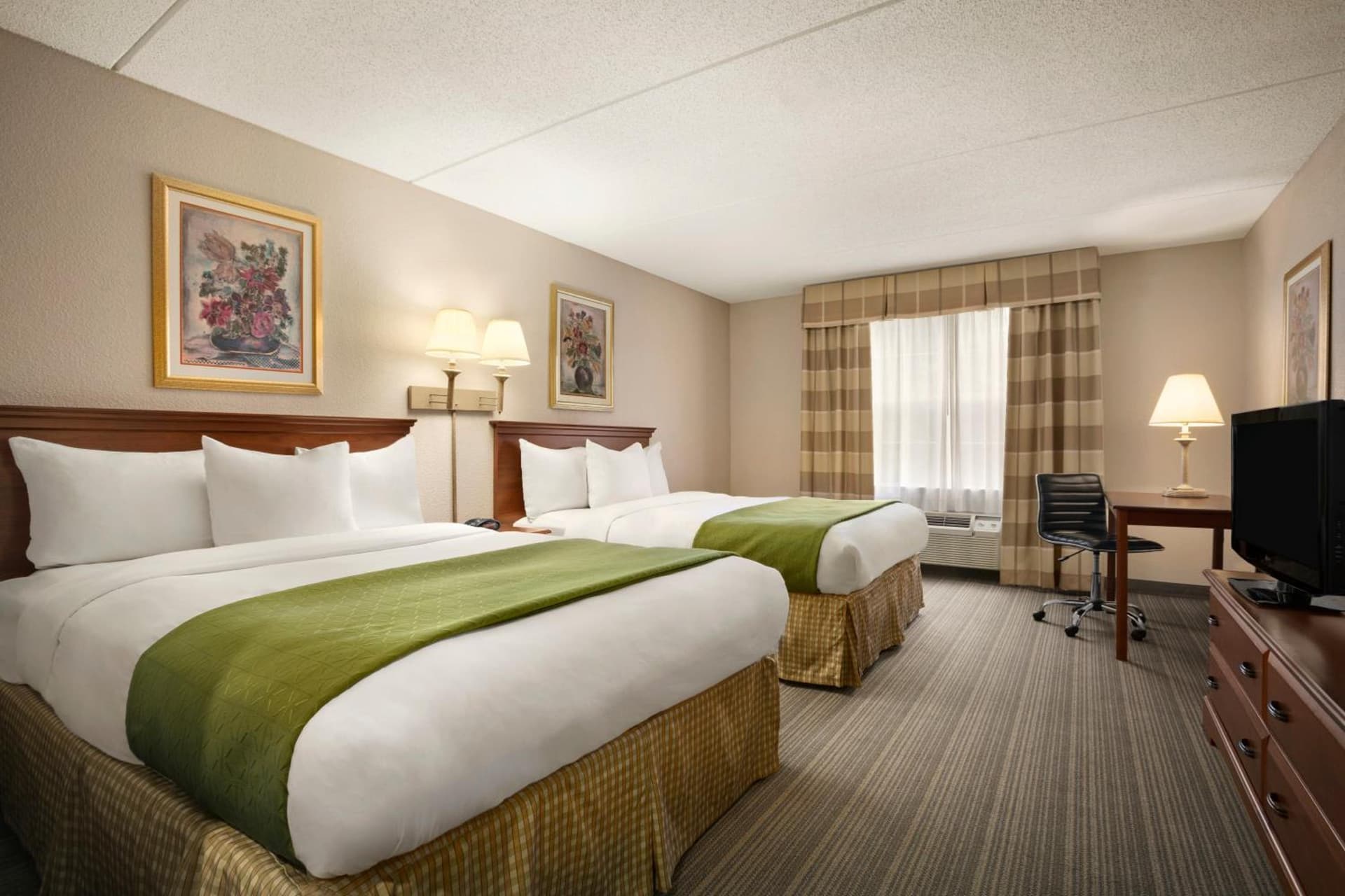 Country Inn & Suites by Radisson, Charlotte University Place, NC gallery photo in Charlotte, NC — image 10