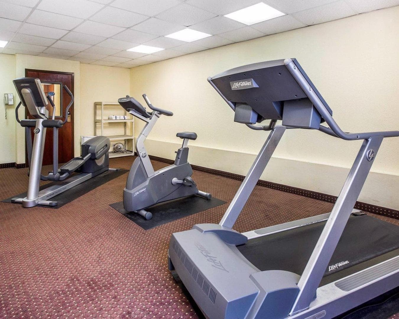 LikeHome Extended Stay Hotel Warner Robins gallery photo in Warner Robins, GA — image 7