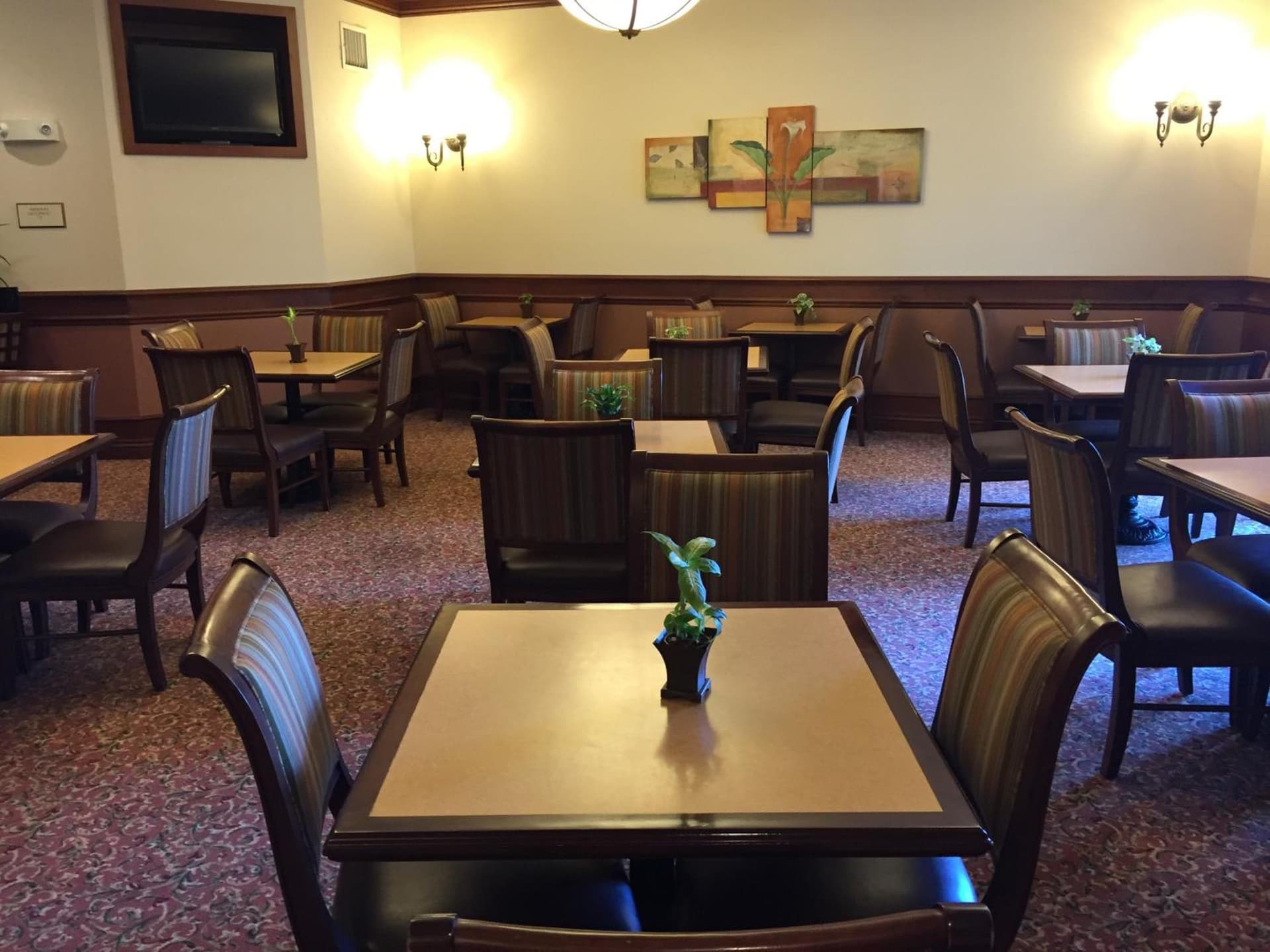 Bay Landing Hotel gallery photo in Burlingame, CA — image 7