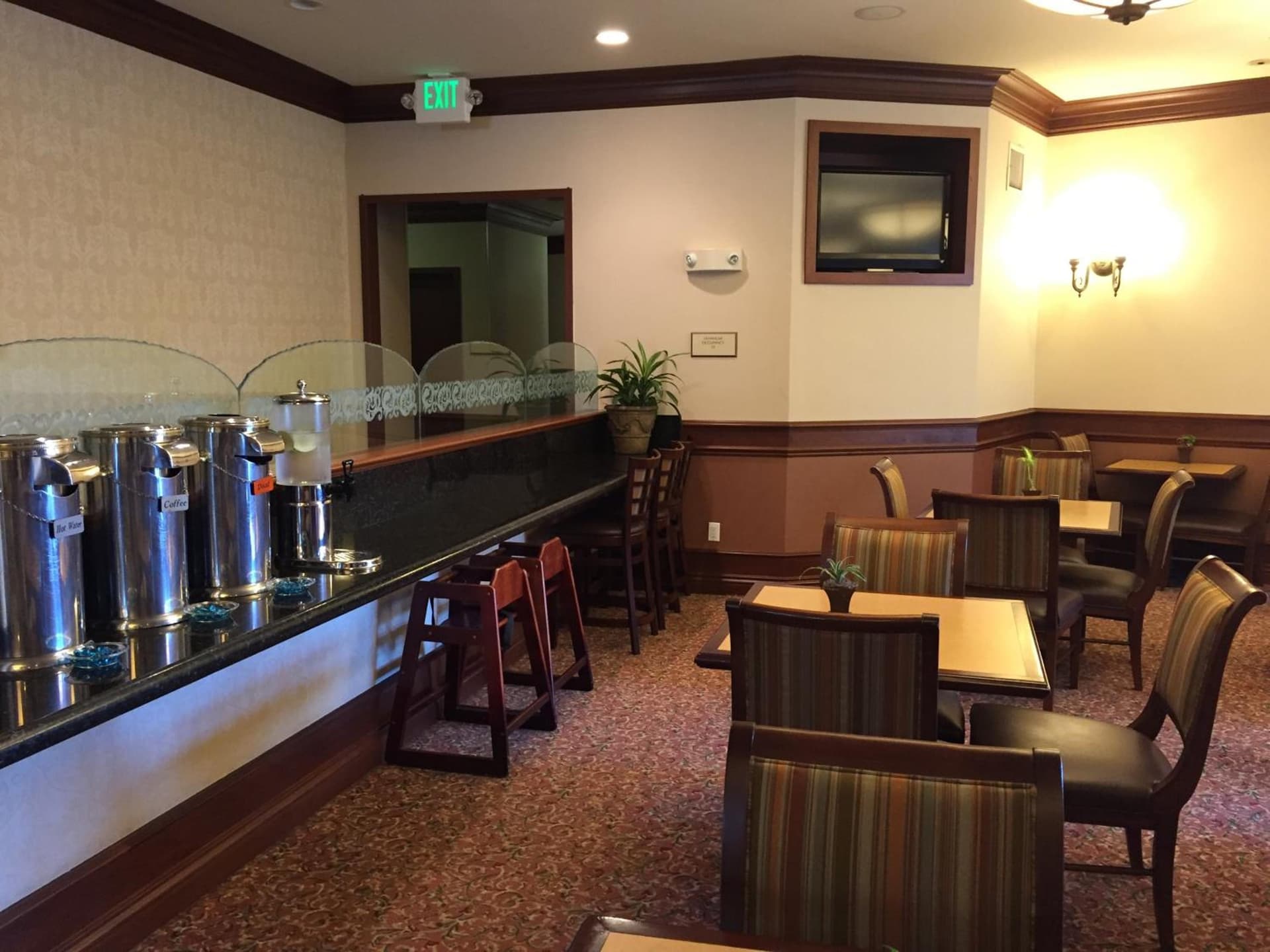 Bay Landing Hotel gallery photo in Burlingame, CA — image 17
