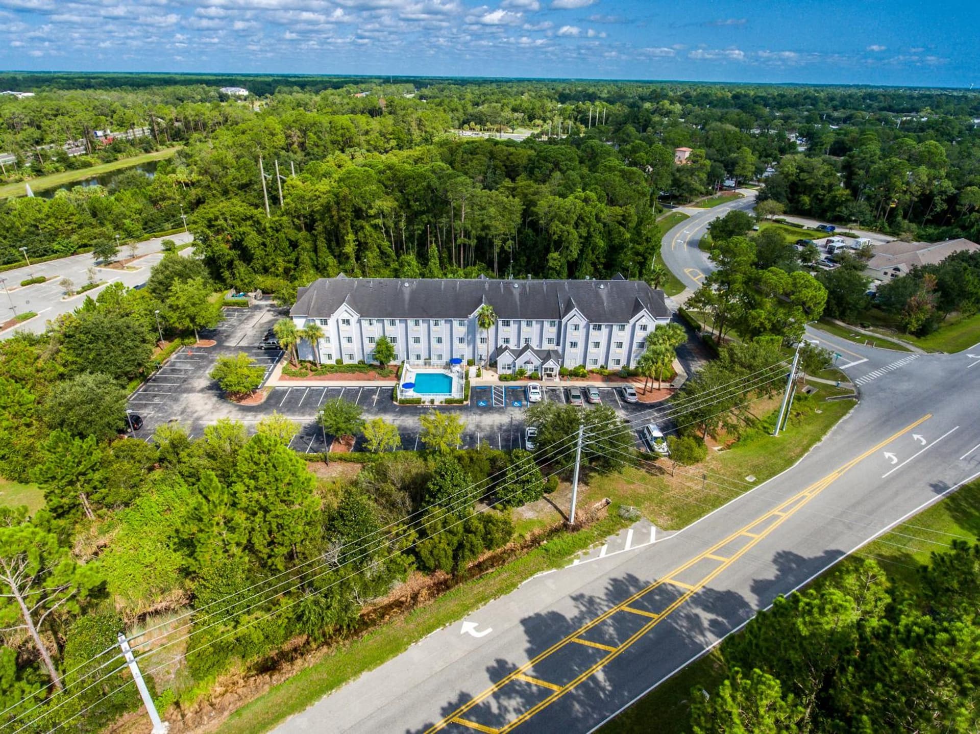 Microtel Inn & Suites by Wyndham Palm Coast I-95 interior in Palm Coast, FL — gallery photo 2