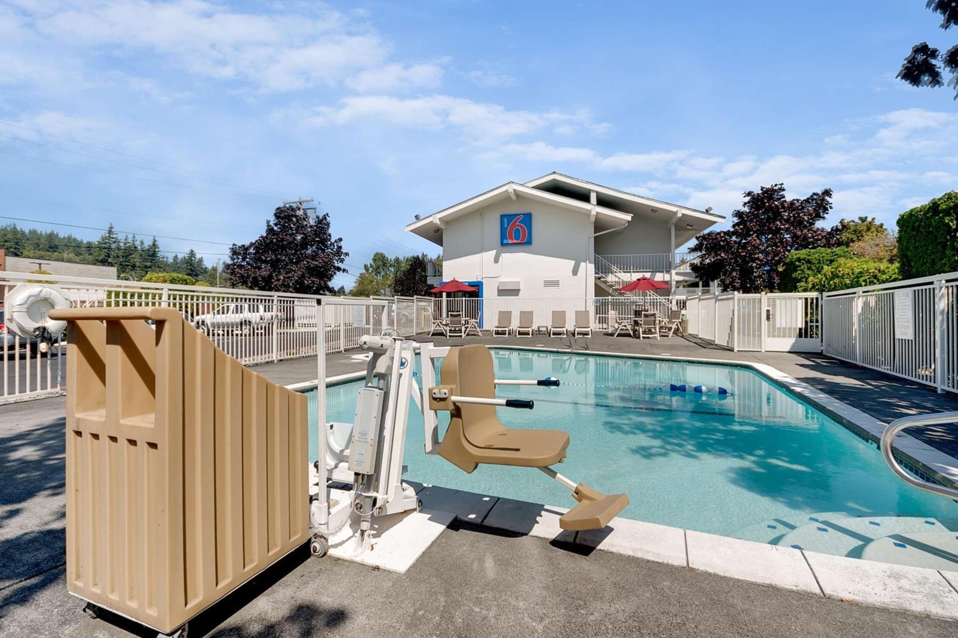 Motel 6-Bellingham, WA interior in Bellingham, WA — gallery photo 2