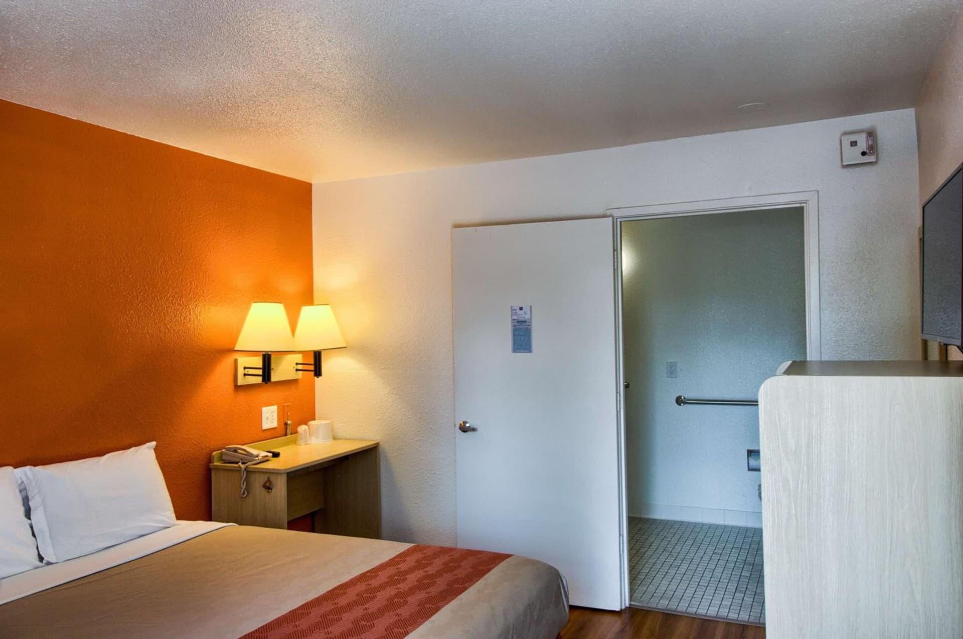 Motel 6-Everett, WA - North gallery photo in Everett, WA — image 29