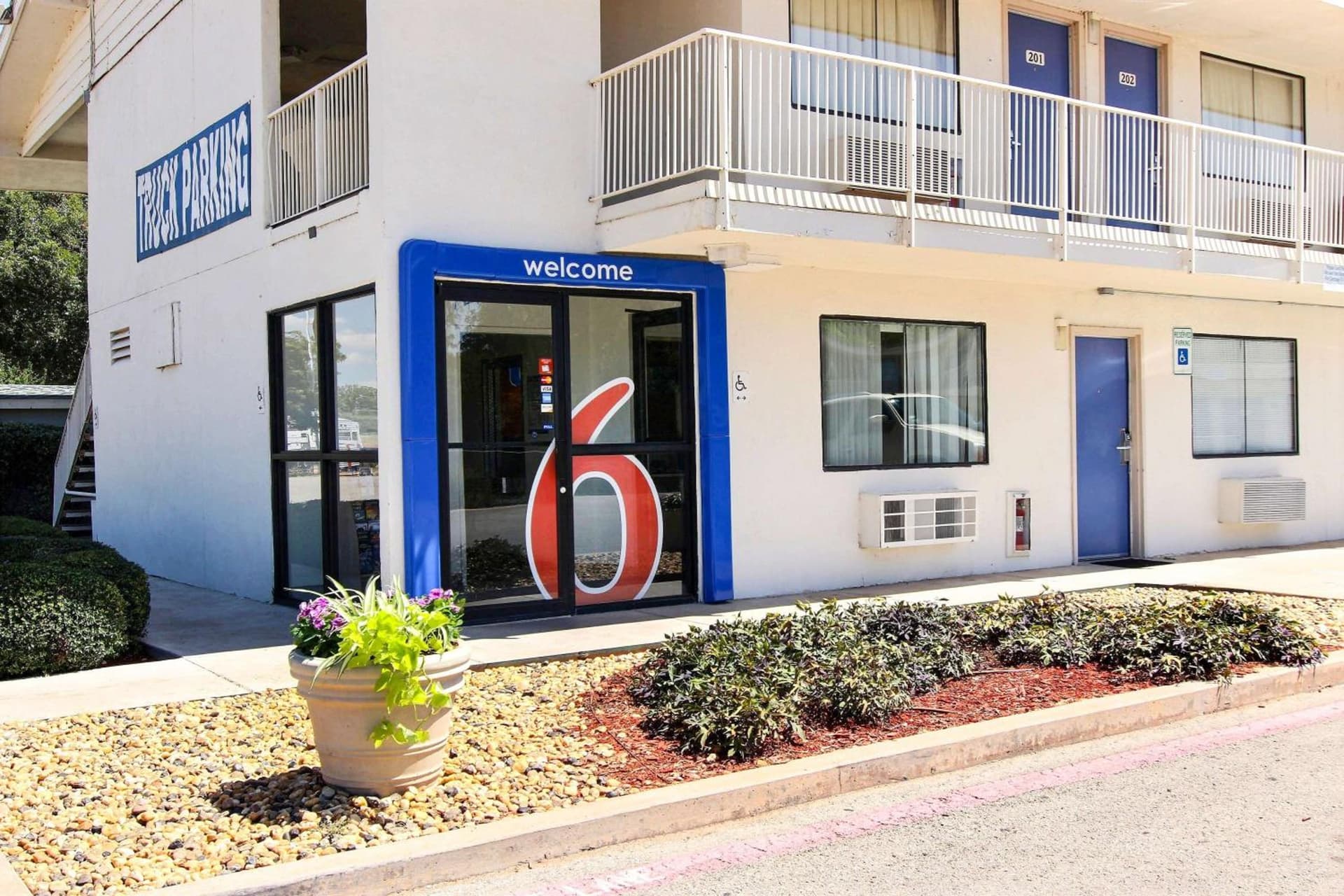 Motel 6-Abilene, TX featured exterior or lobby in Abilene, TX — similar hotel