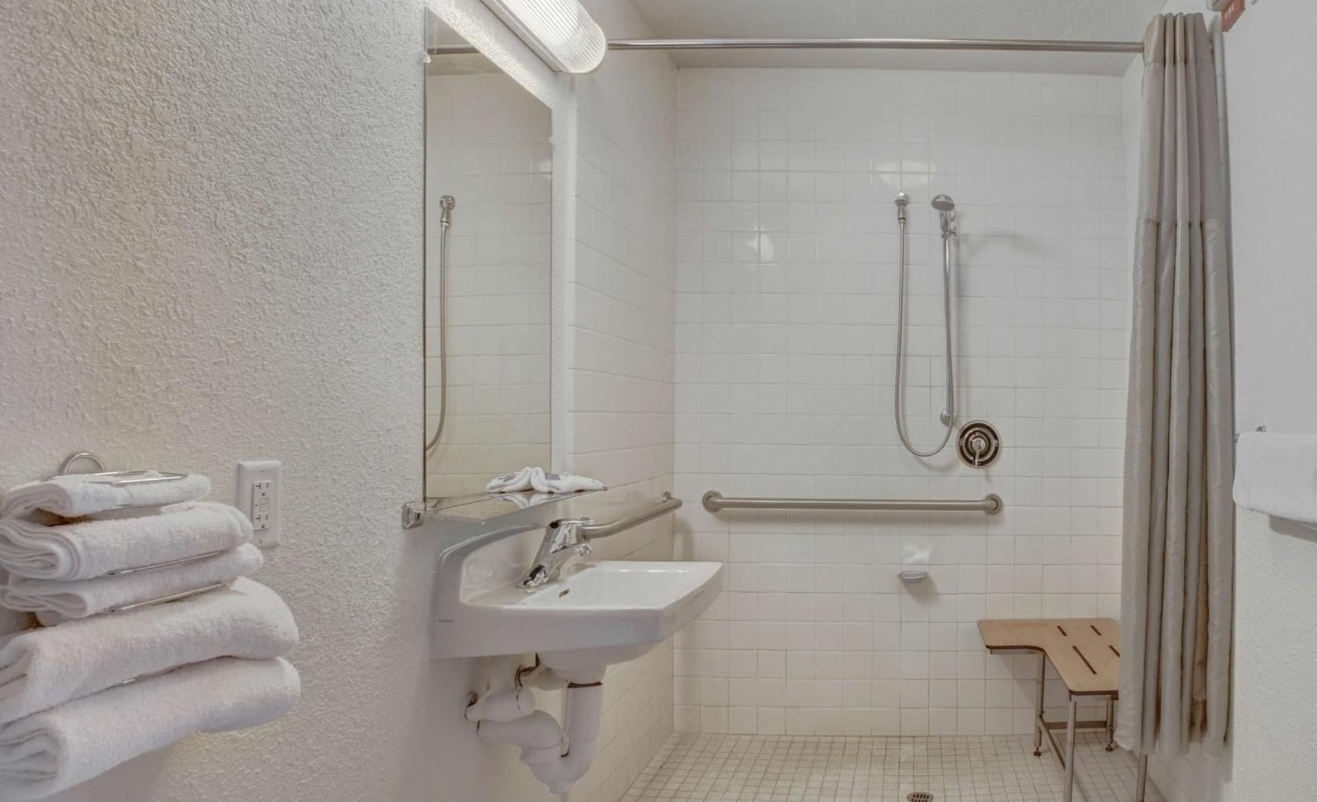 Motel 6-Medford, OR gallery photo in Medford, OR — image 32