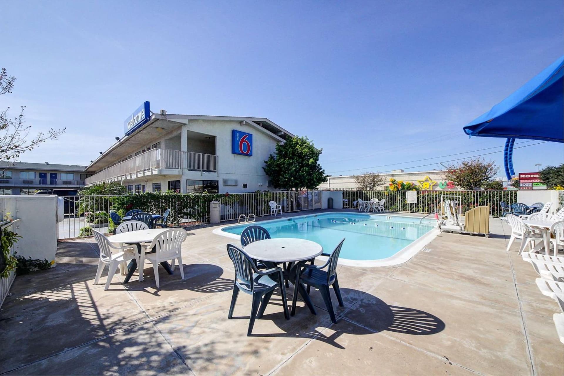 Motel 6-Laredo, TX - South gallery photo in Laredo, TX — image 37