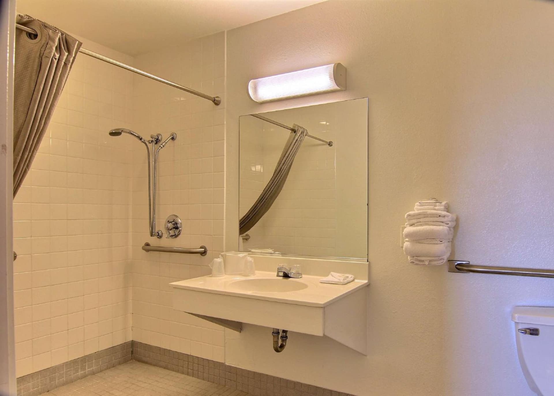Motel 6-Bismarck, ND gallery photo in Bismarck, ND — image 31