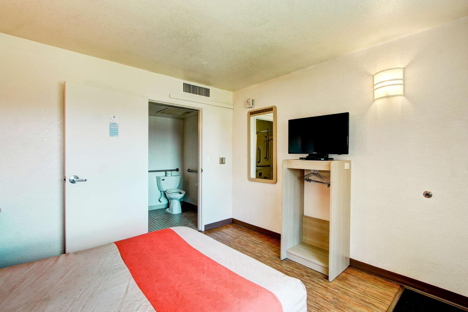 Motel 6-Denver, CO - Airport gallery photo in Denver, CO — image 5