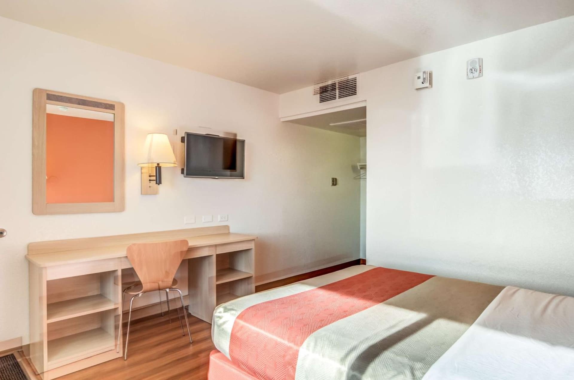 Motel 6 Fort Collins, CO gallery photo in Fort Collins, CO — image 26