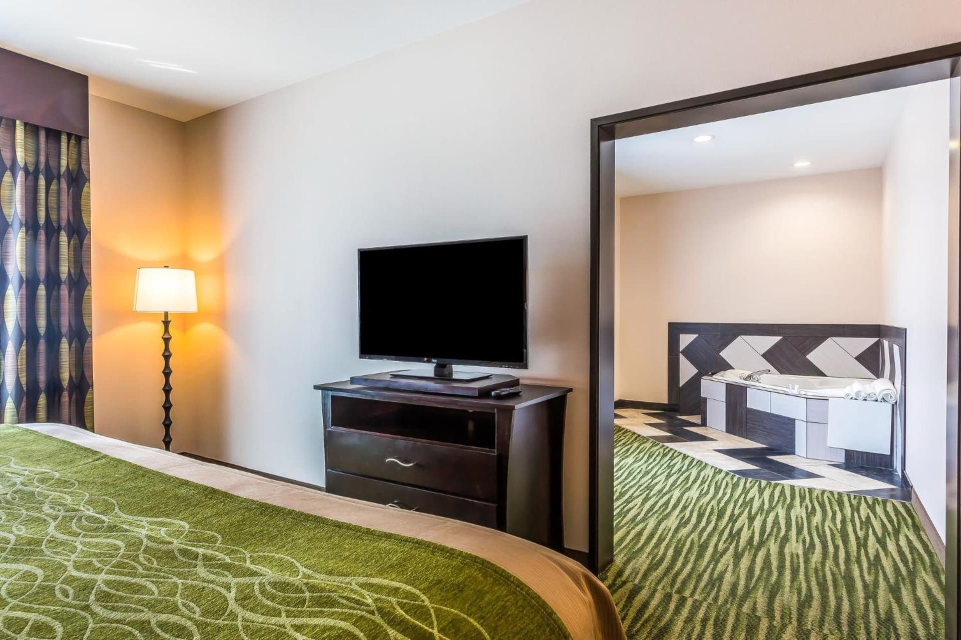 Comfort Inn & Suites Moore - Oklahoma City gallery photo in Moore, OK — image 44
