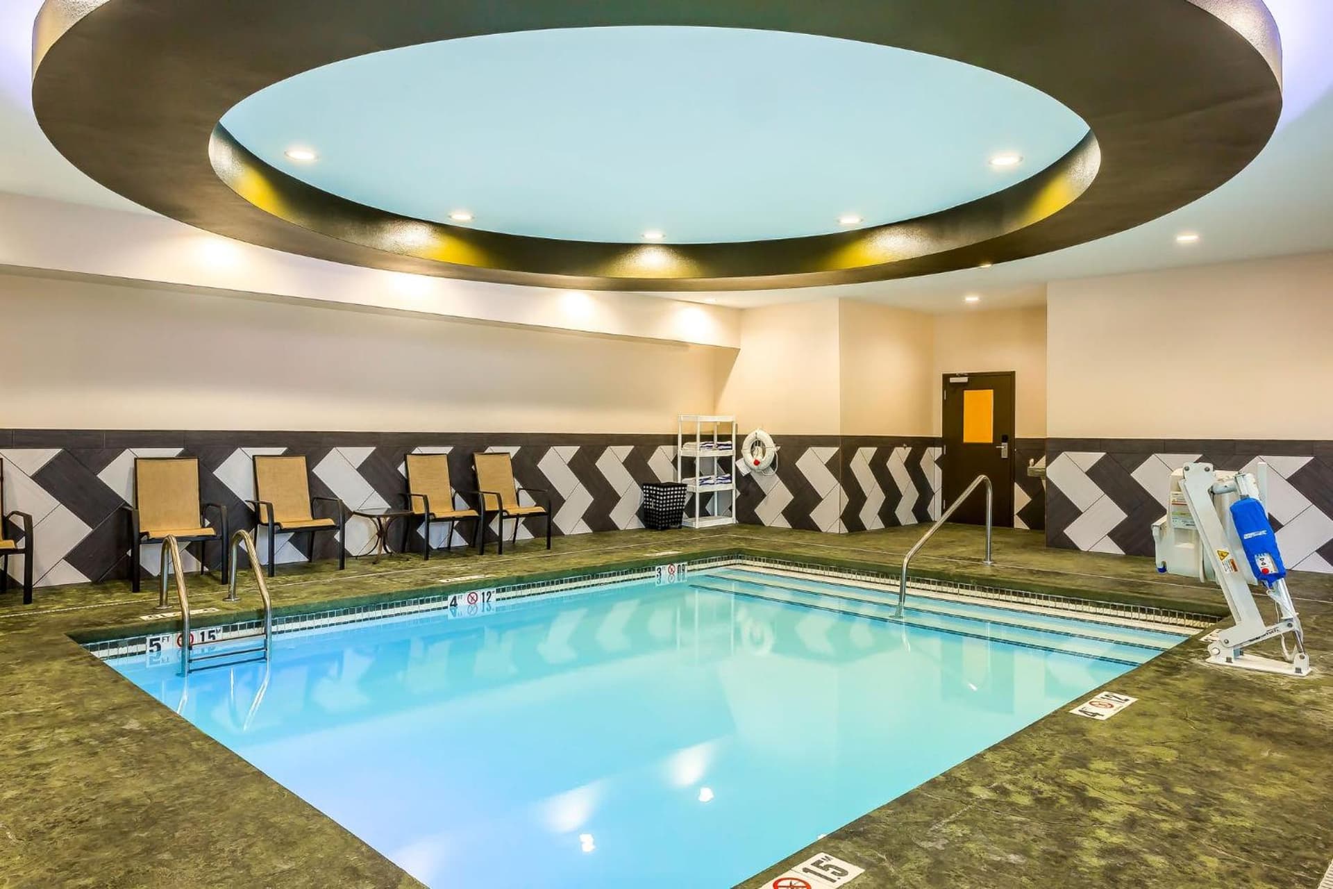 Comfort Inn & Suites Moore - Oklahoma City gallery photo in Moore, OK — image 27