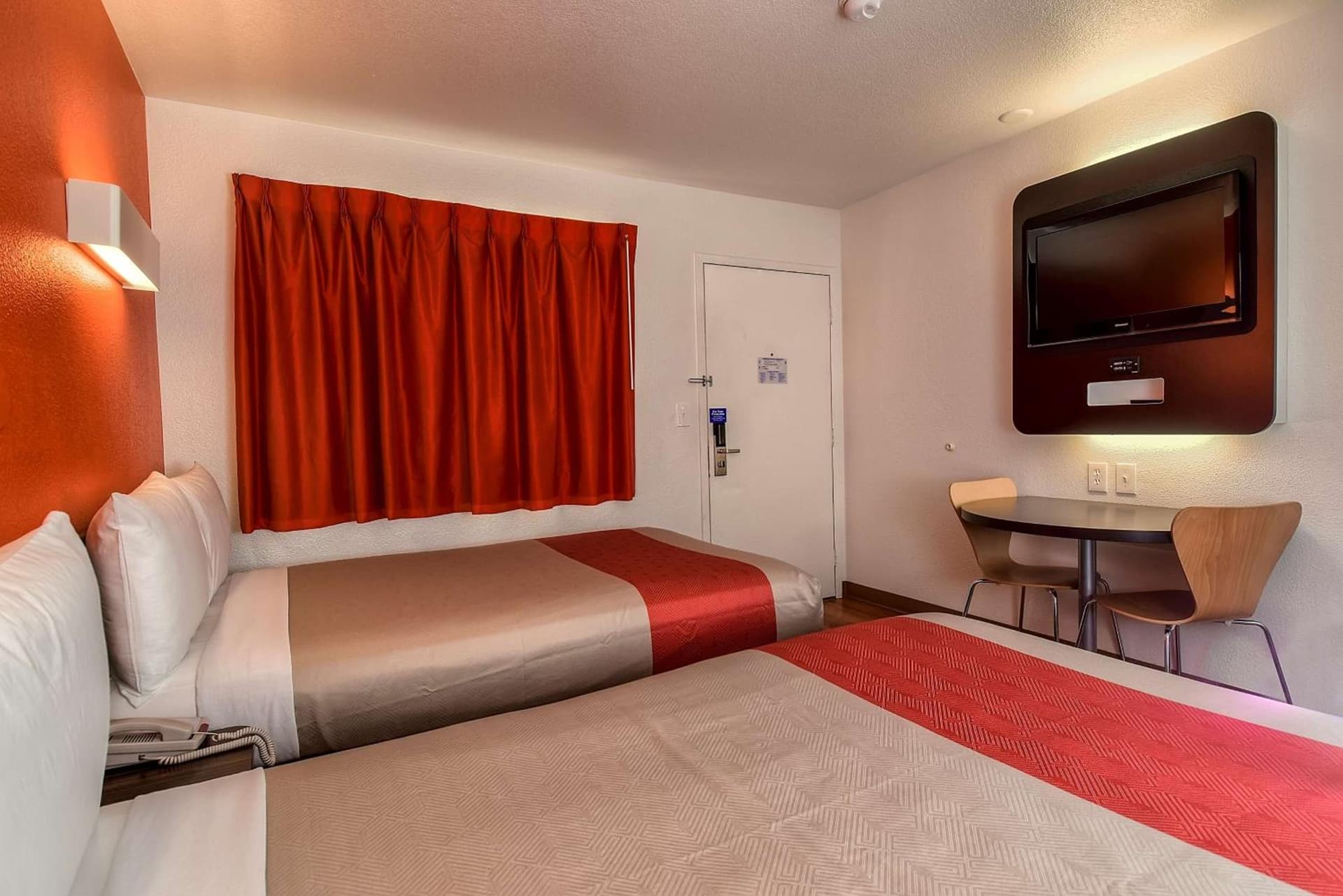 Motel 6-Carlsbad, CA Beach gallery photo in Carlsbad, CA — image 46