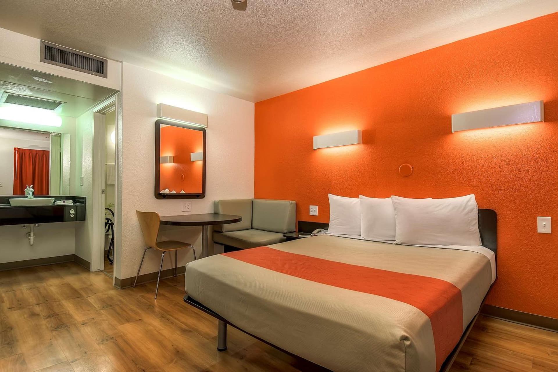 Motel 6-Carlsbad, CA Beach gallery photo in Carlsbad, CA — image 54
