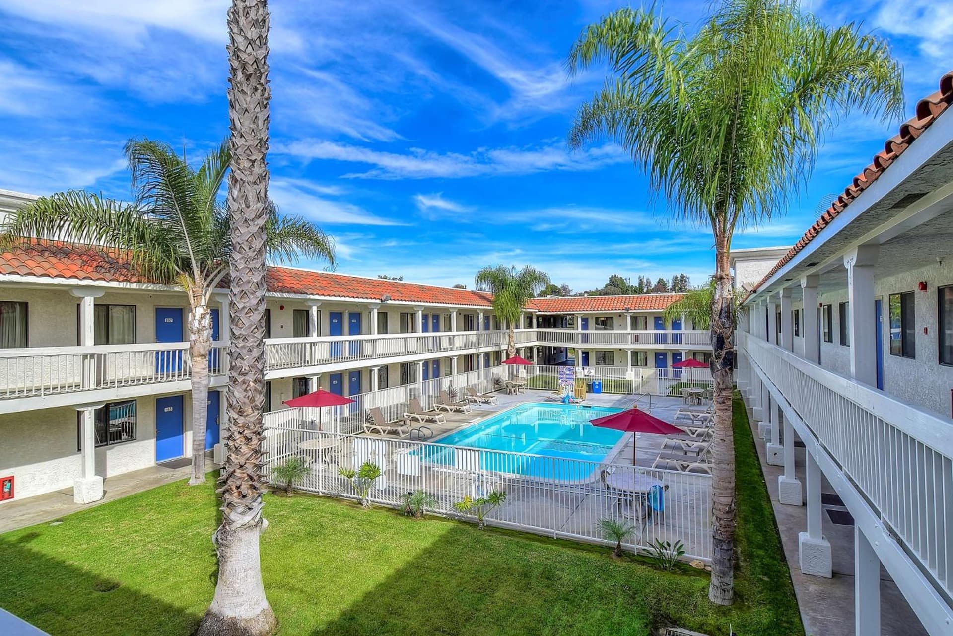 Motel 6-Carlsbad, CA Beach gallery photo in Carlsbad, CA — image 14