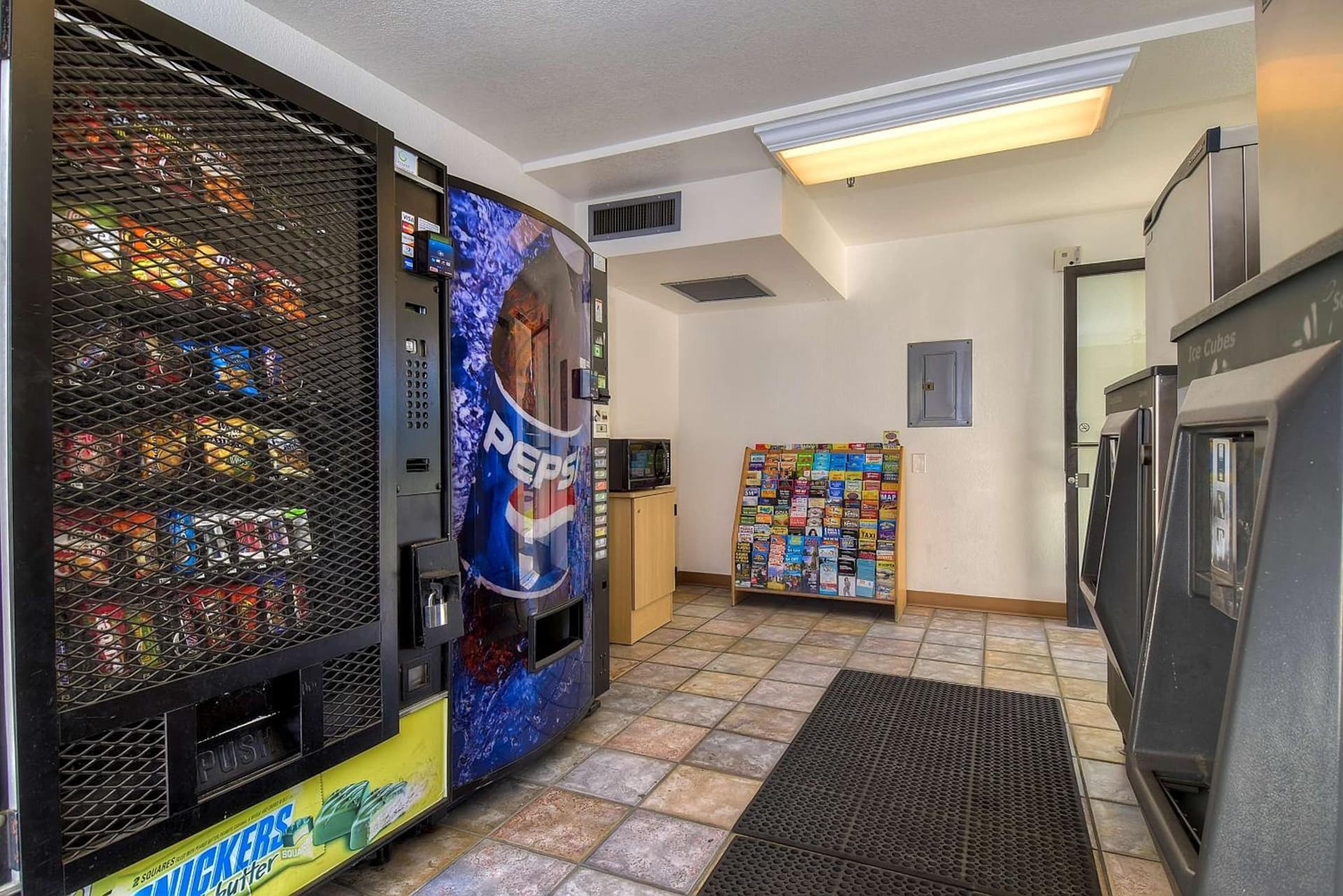 Motel 6-Carlsbad, CA Beach gallery photo in Carlsbad, CA — image 6