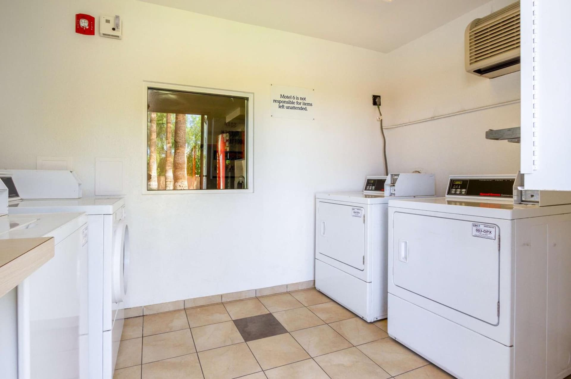 Motel 6 Mesa North gallery photo in Mesa, AZ — image 31