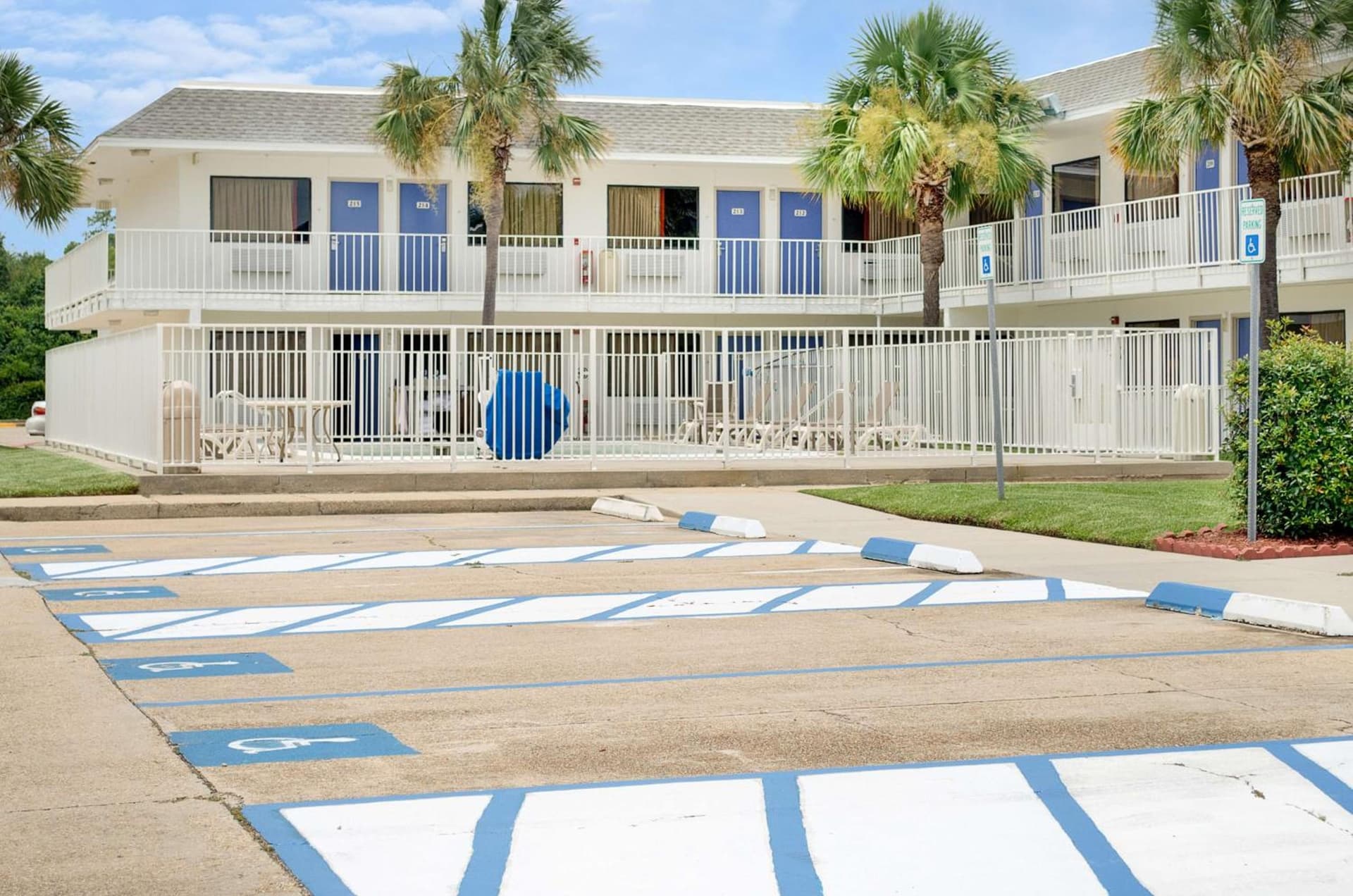 Motel 6 Gulfport, MS Airport gallery photo in Gulfport, MS — image 29