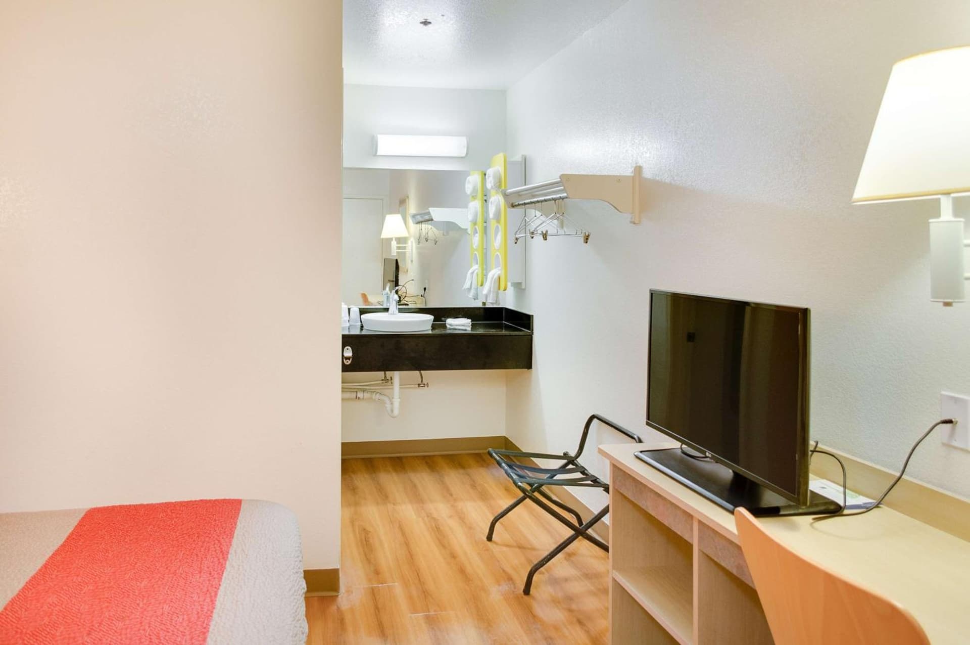 Motel 6 Gulfport, MS Airport gallery photo in Gulfport, MS — image 12