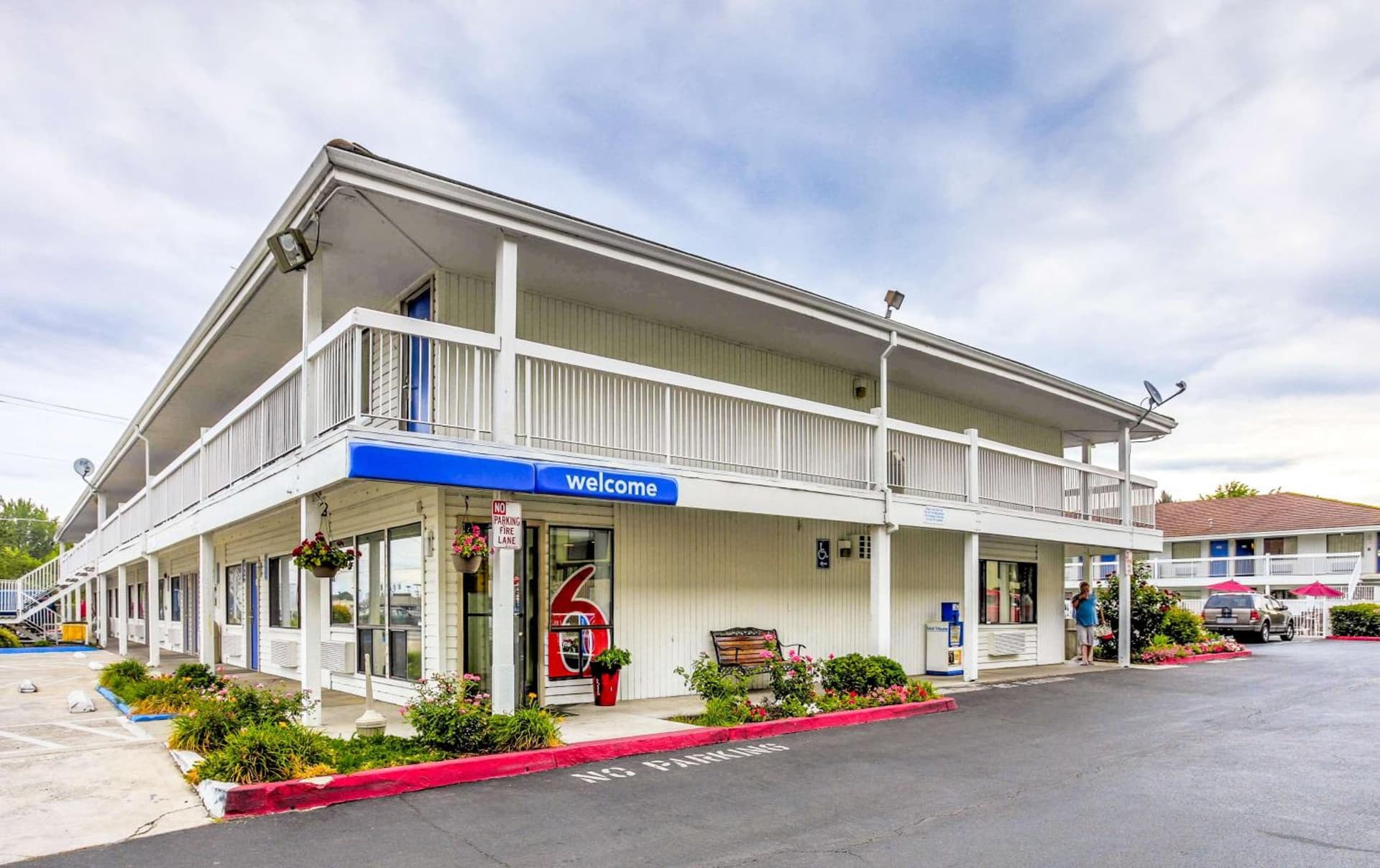 Motel 6-Medford, OR - North gallery photo in Medford, OR — image 10