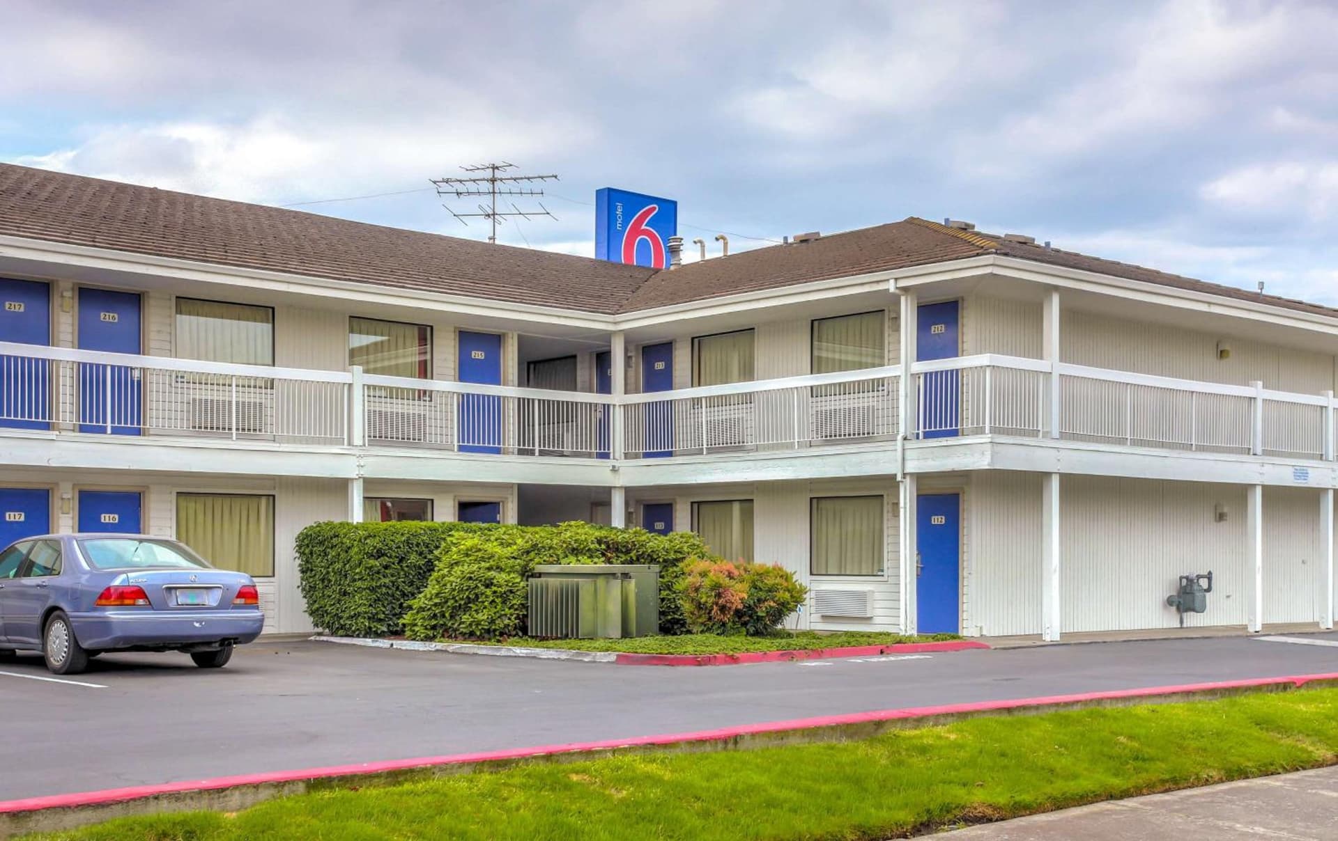 Motel 6-Medford, OR - North gallery photo in Medford, OR — image 19