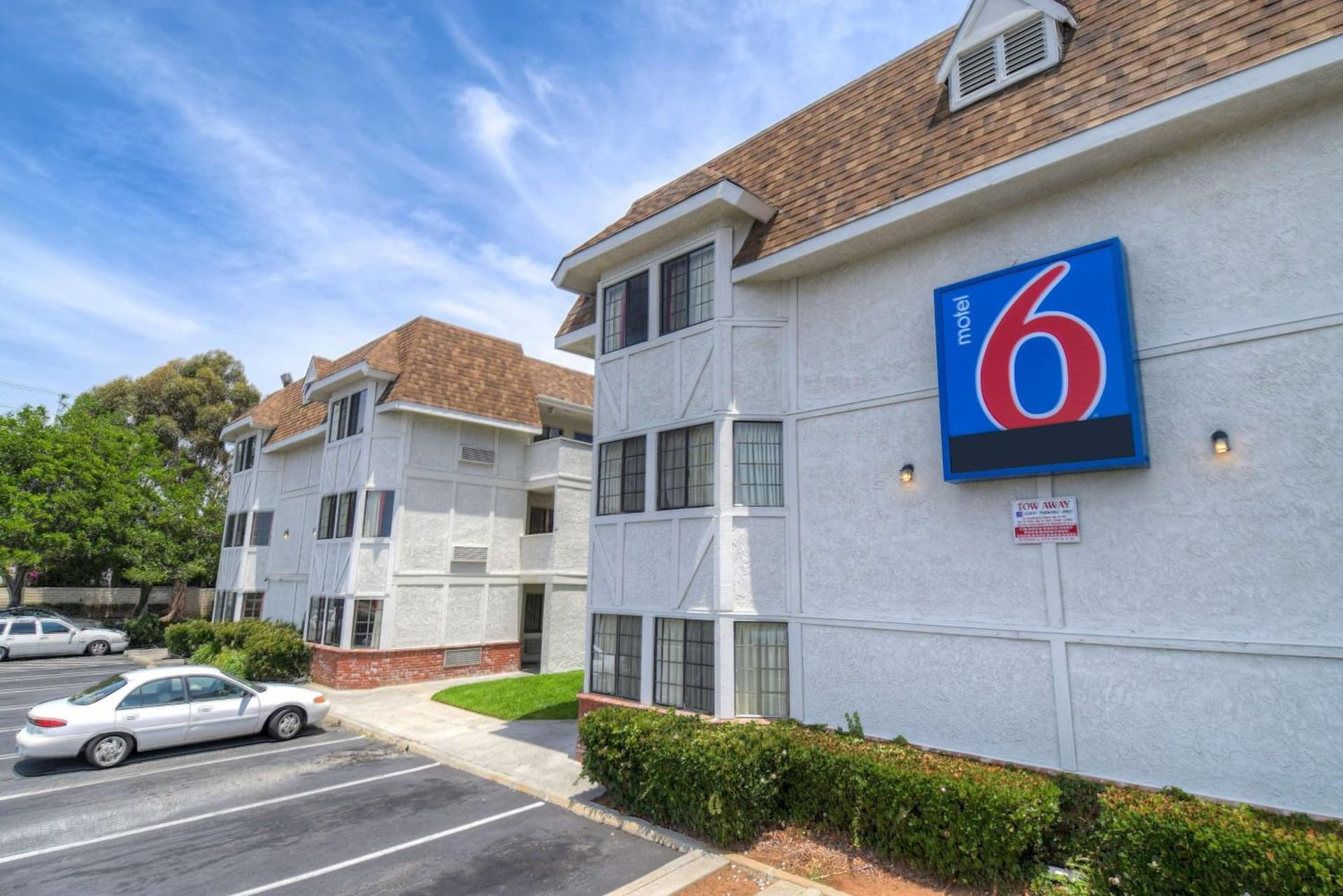 Motel 6-Chula Vista, CA - San Diego interior in Chula Vista, CA — gallery photo 2