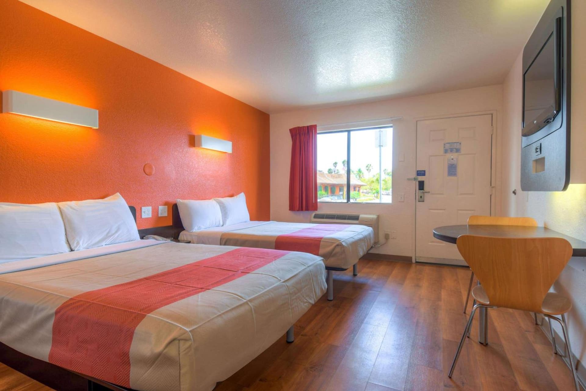 Motel 6-Chula Vista, CA - San Diego gallery photo in Chula Vista, CA — image 16