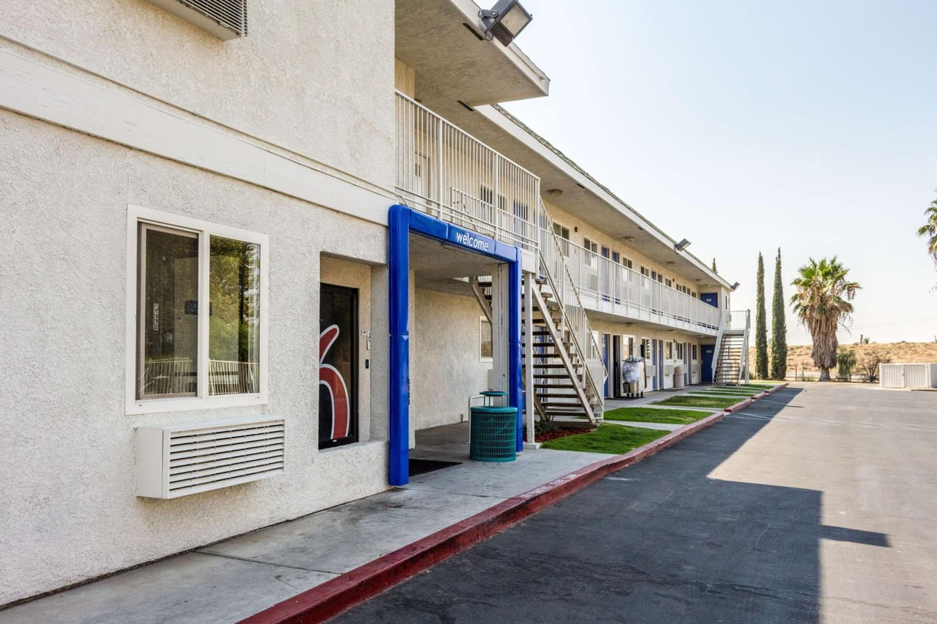 Motel 6-Bakersfield, CA - East gallery photo in Bakersfield, CA — image 28