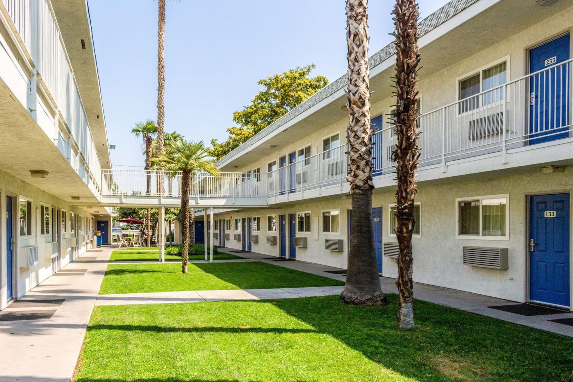 Motel 6-Bakersfield, CA - East gallery photo in Bakersfield, CA — image 19