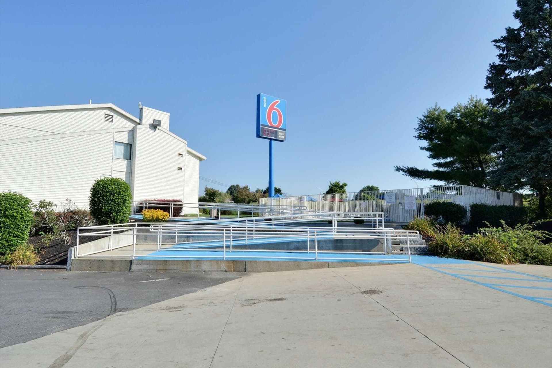 Motel 6-Nashua, NH gallery photo in Nashua, NH — image 32