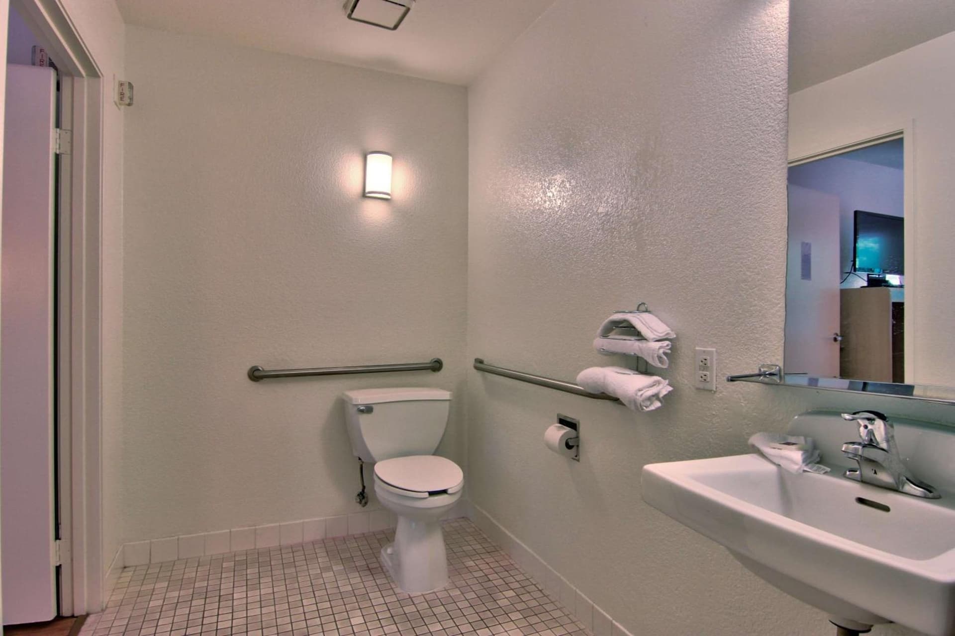 Motel 6-Sacramento, CA - South Sacramento and Elk Grove gallery photo in Sacramento, CA — image 36