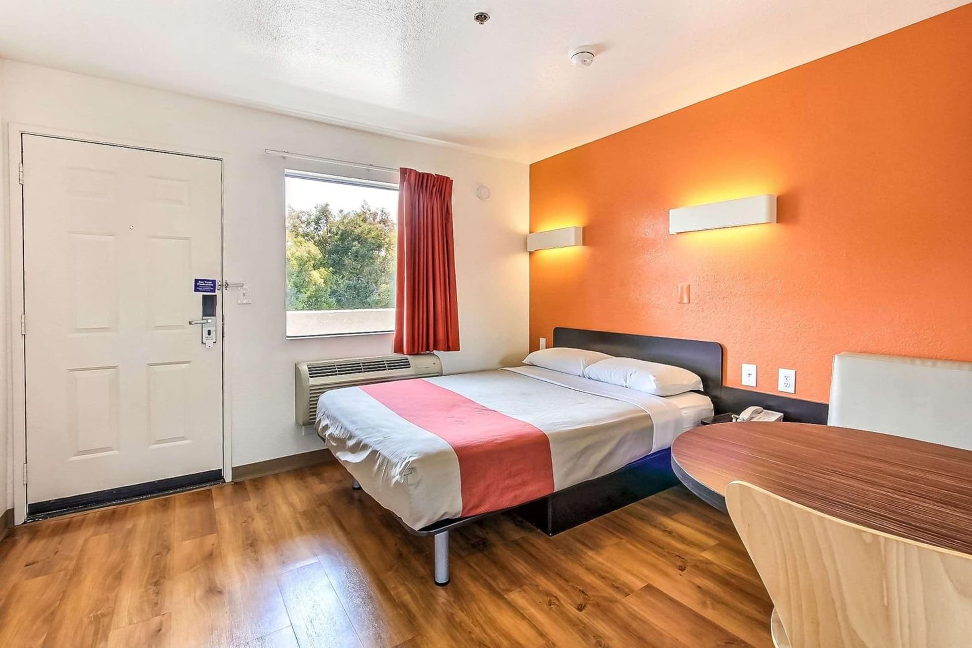 Motel 6-Sunnyvale, CA - North gallery photo in Sunnyvale, CA — image 49