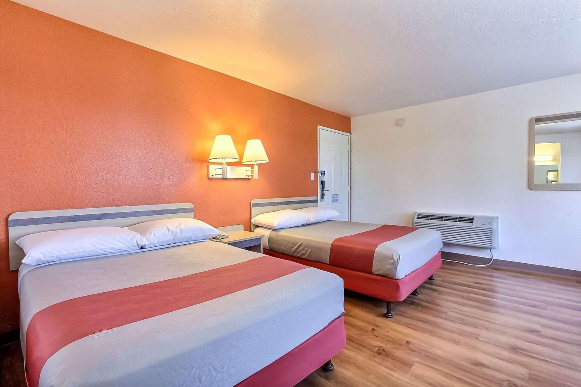 Motel 6-Fremont, CA - North interior in Fremont, CA — gallery photo 2