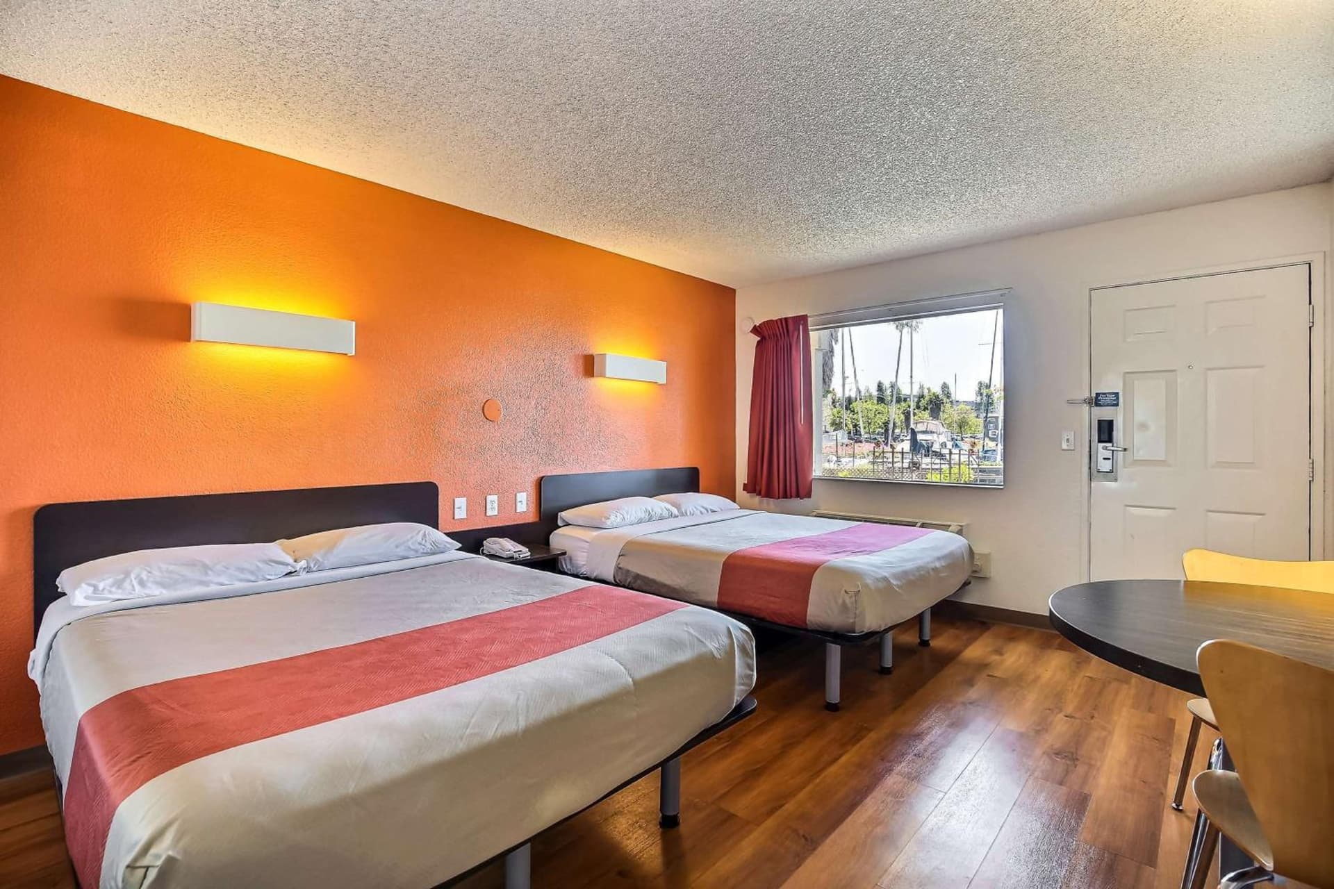 Motel 6-Oakland, CA - Embarcadero gallery photo in Oakland, CA — image 34