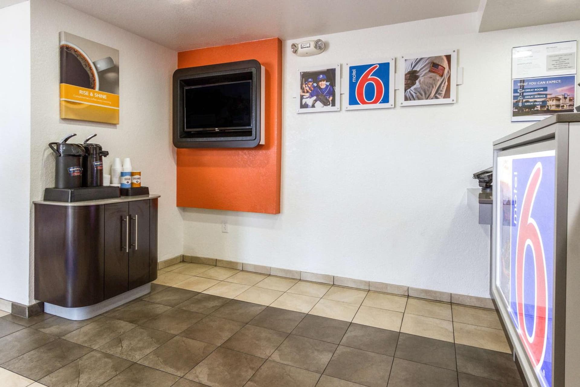 Motel 6 Tempe, AZ Phoenix Airport Priest Dr gallery photo in Tempe, AZ — image 29