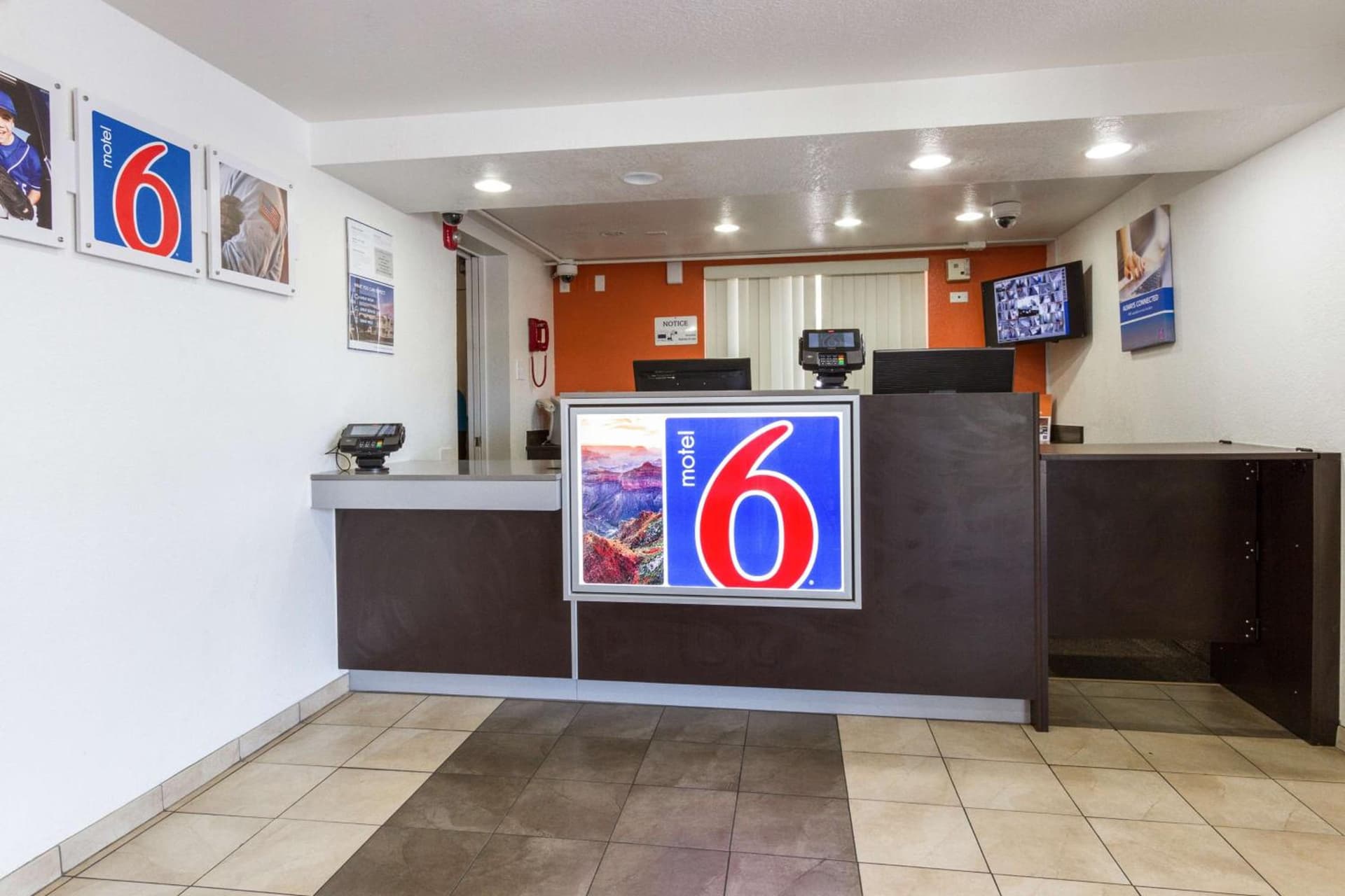 Motel 6 Tempe, AZ Phoenix Airport Priest Dr gallery photo in Tempe, AZ — image 36